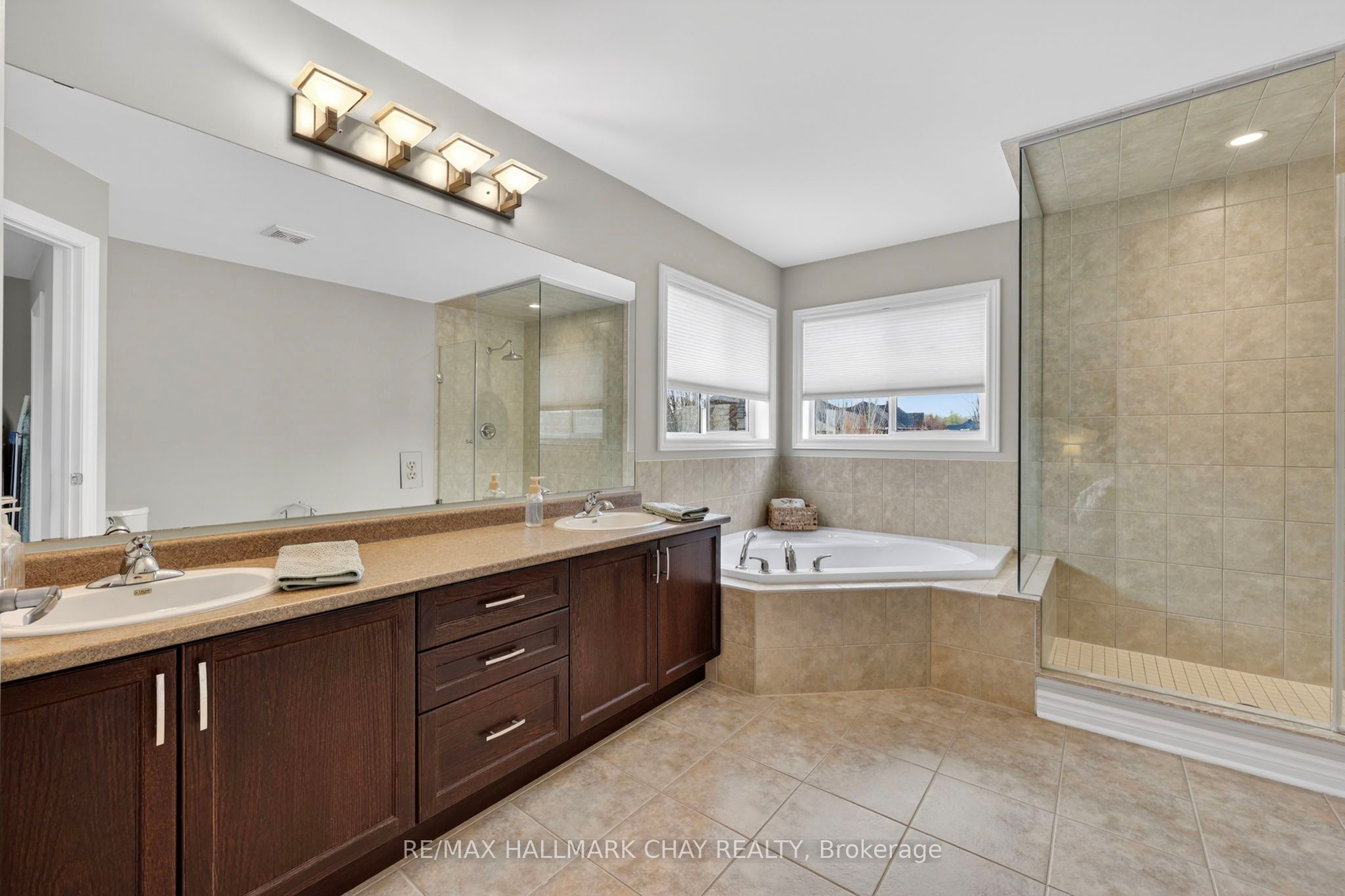 12 Orleans Avenue Property Photo 24