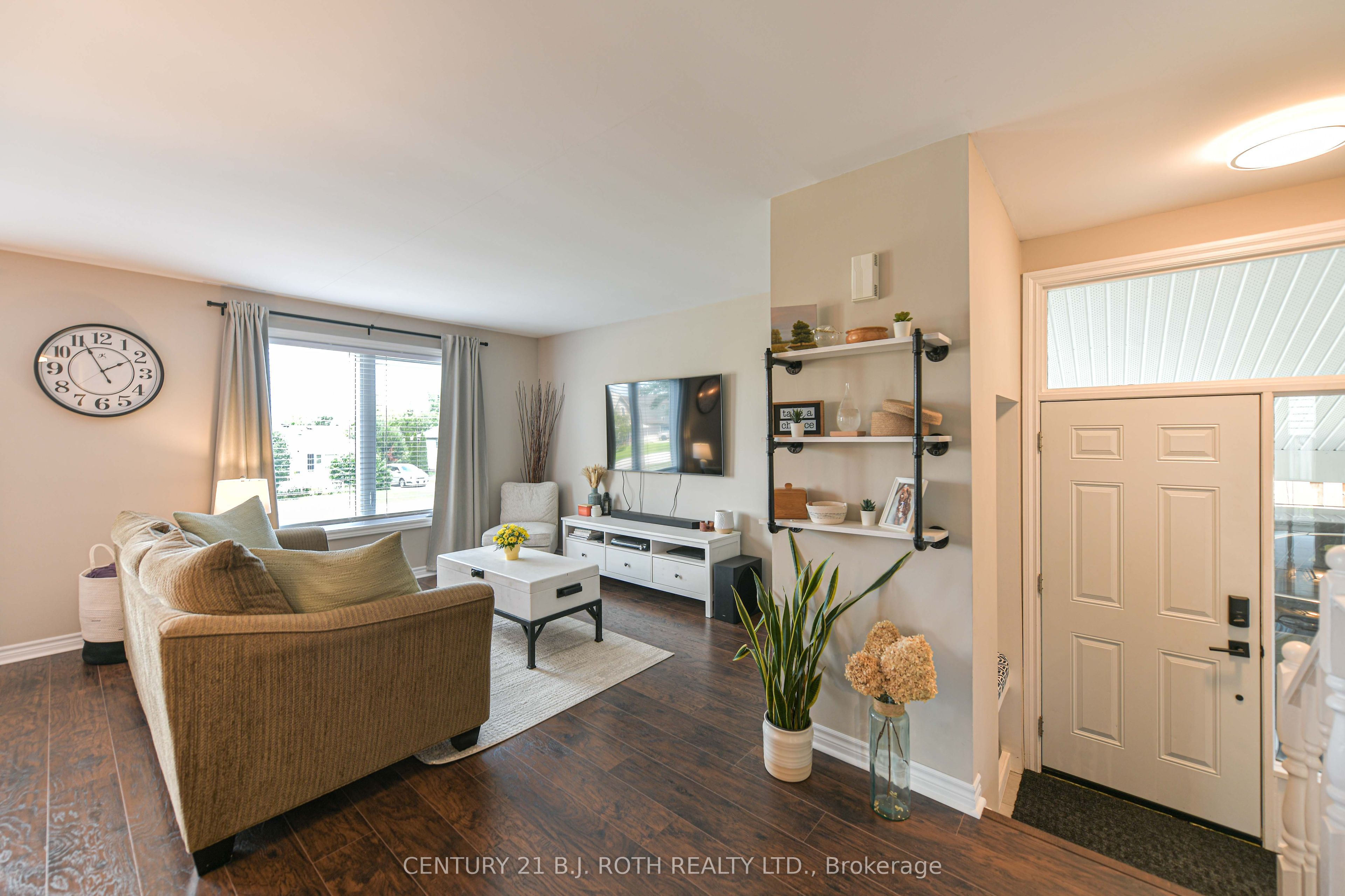 49 Bond Street Property Photo 4