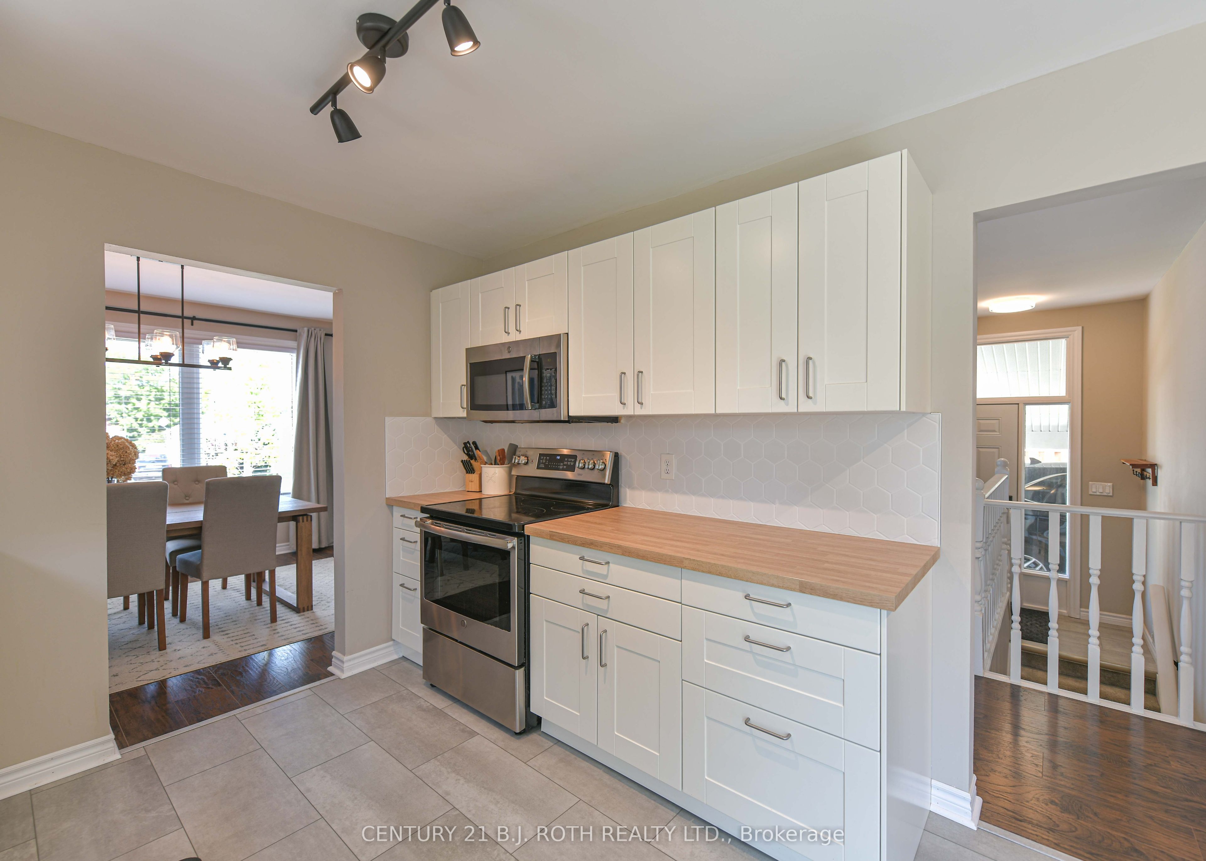 49 Bond Street Property Photo 10