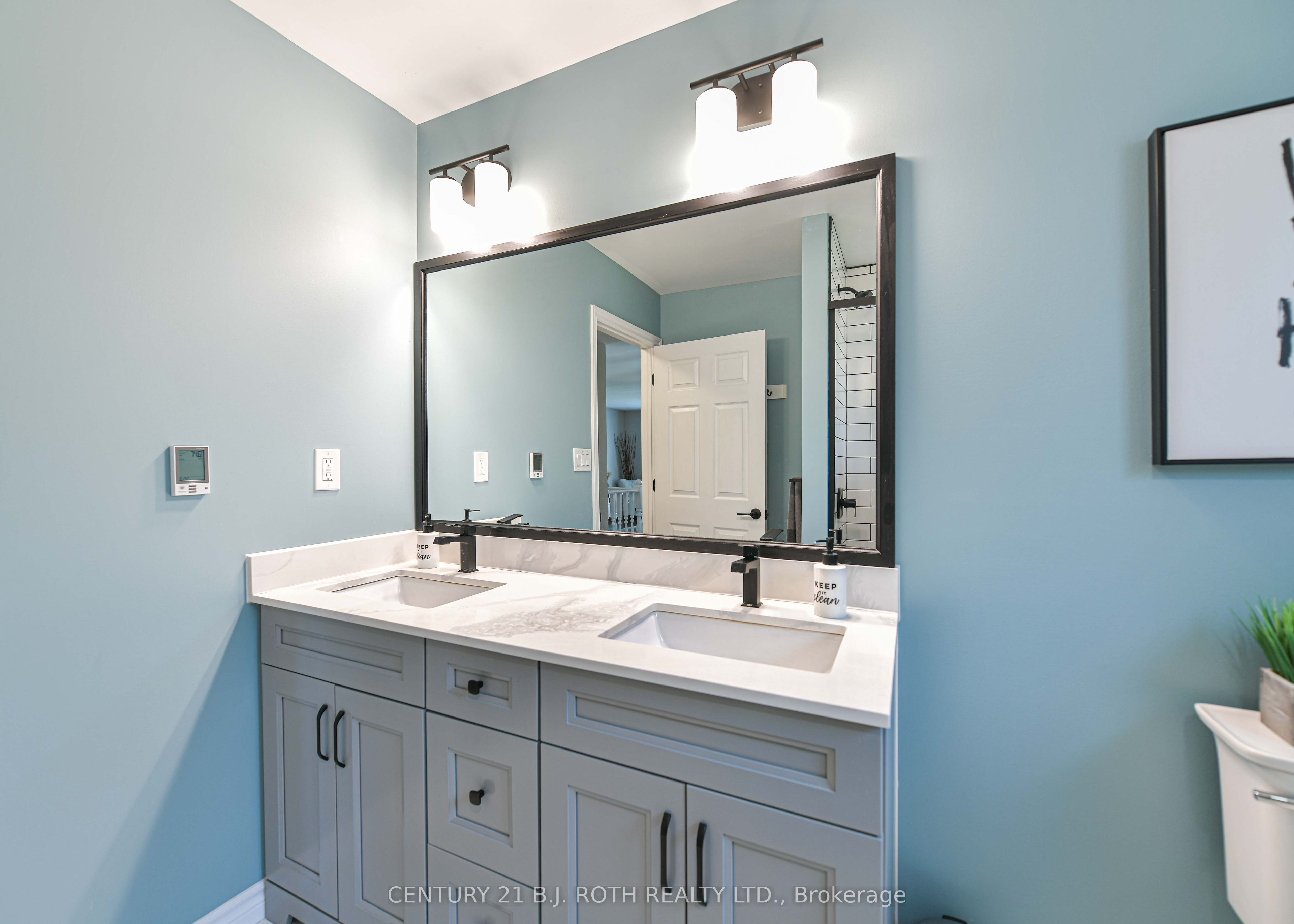49 Bond Street Property Photo 16
