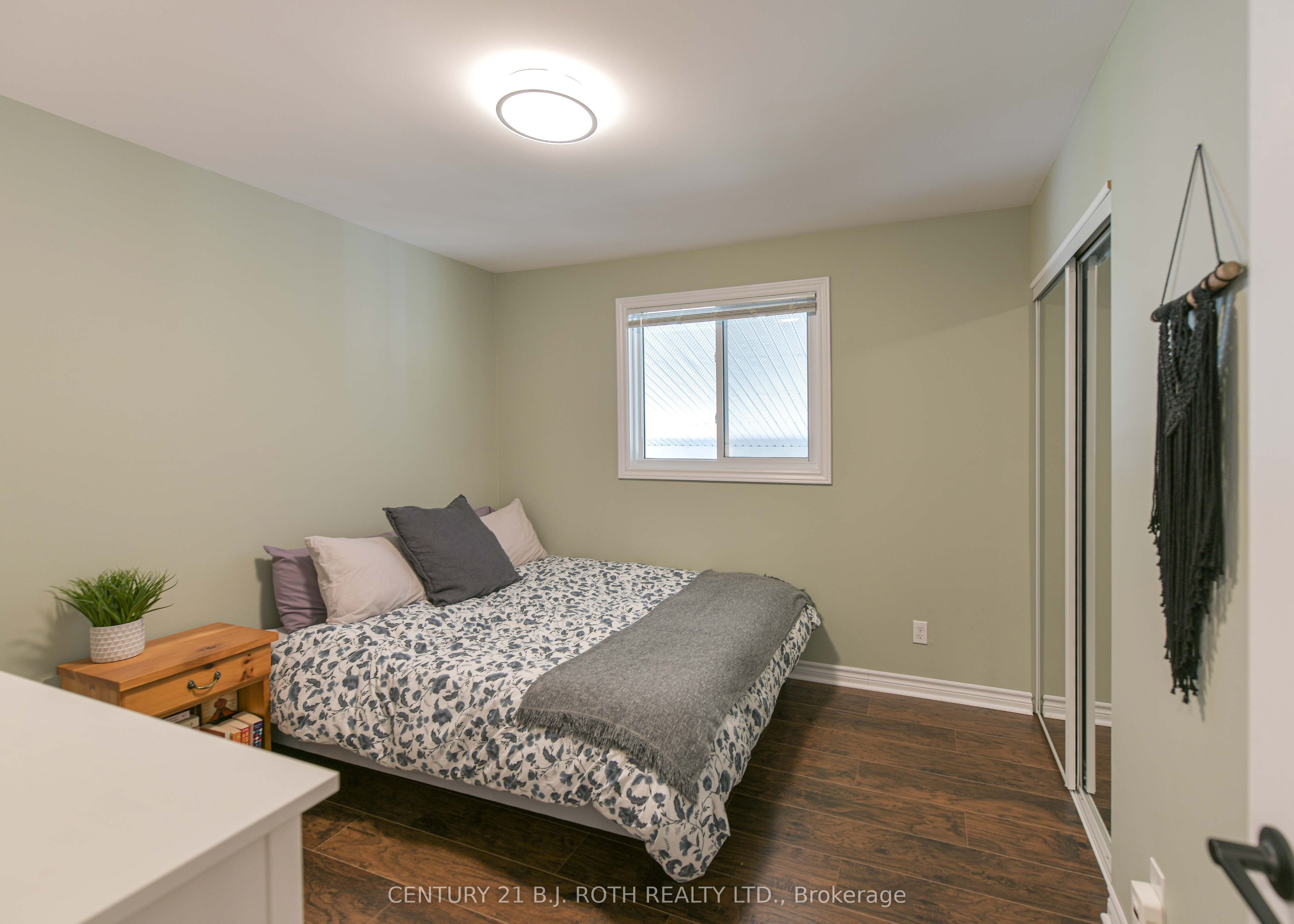 49 Bond Street Property Photo 18