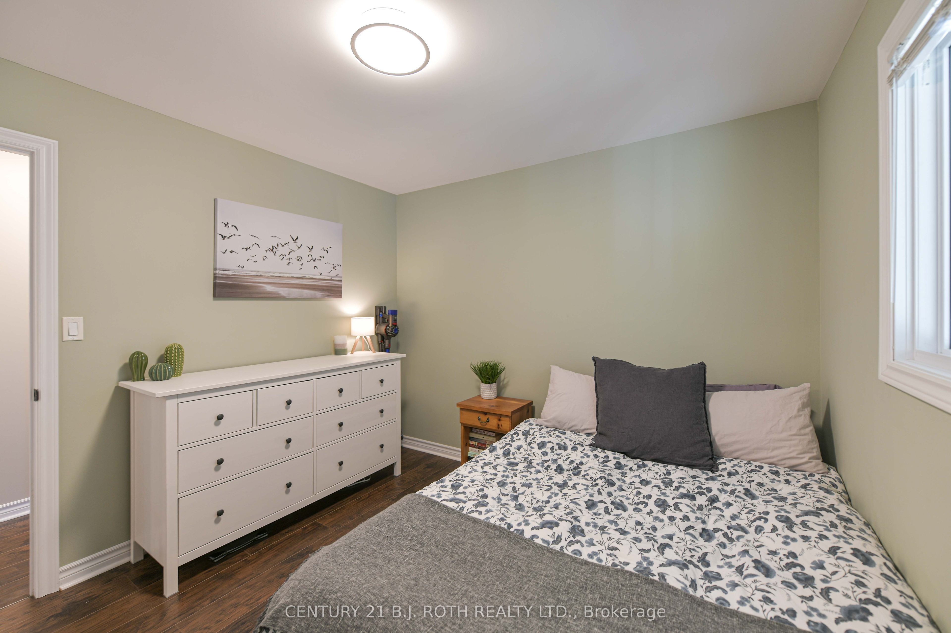 49 Bond Street Property Photo 19
