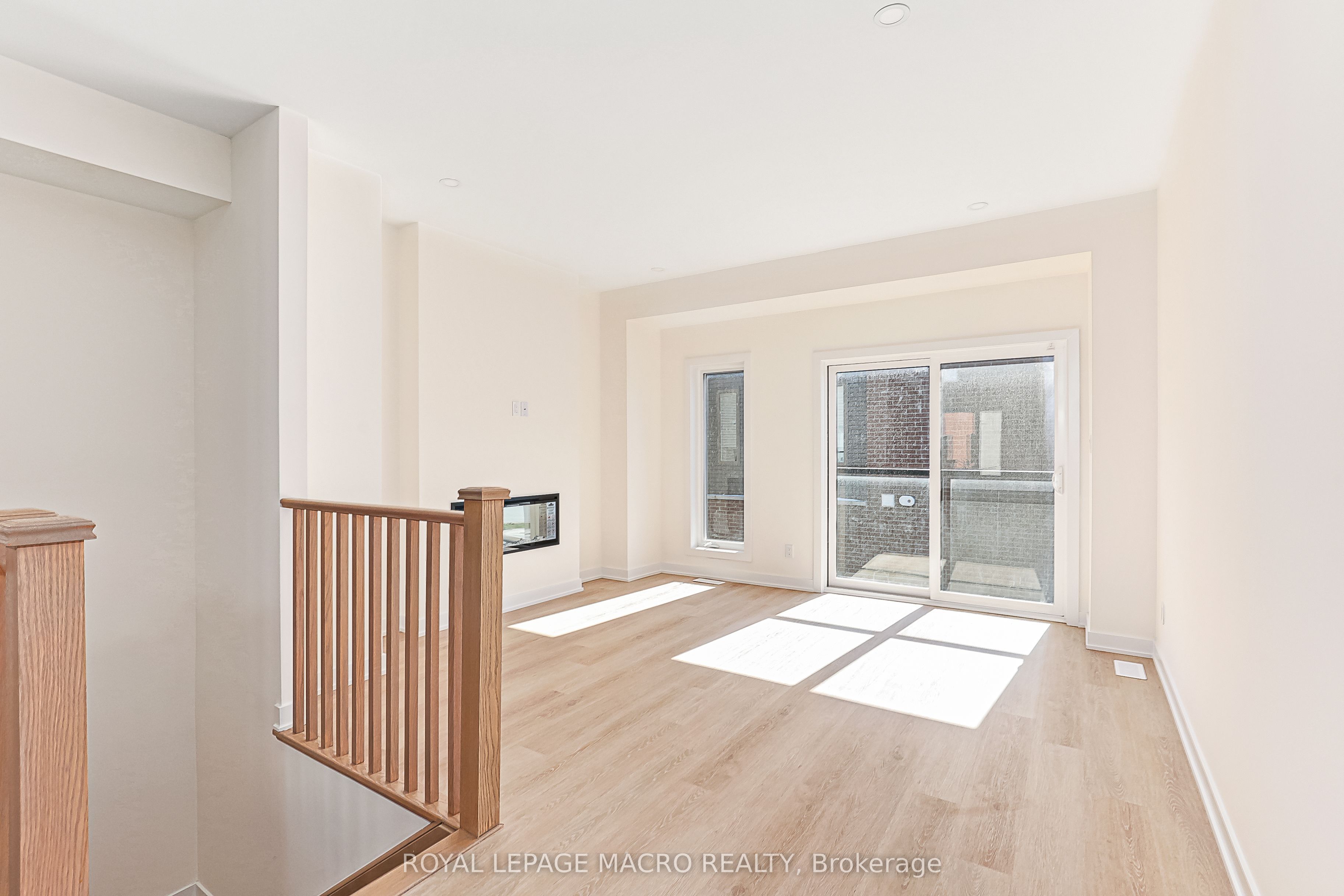 5 Winters Crescent Nw Property Photo 4