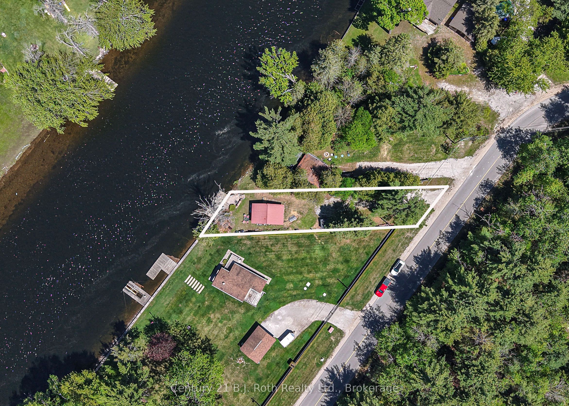 4258 Canal Road Property Photo 2