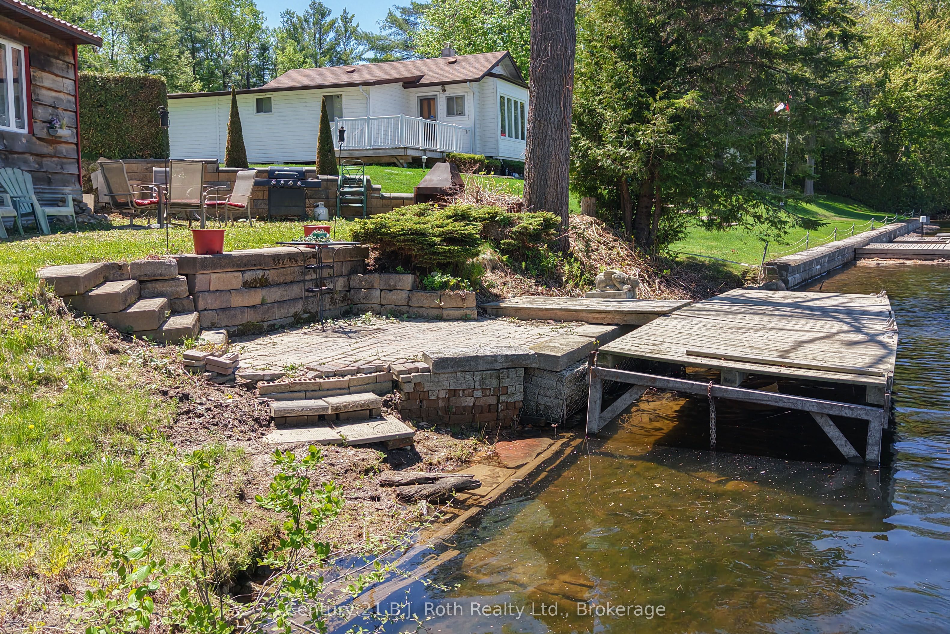 4258 Canal Road Property Photo 8