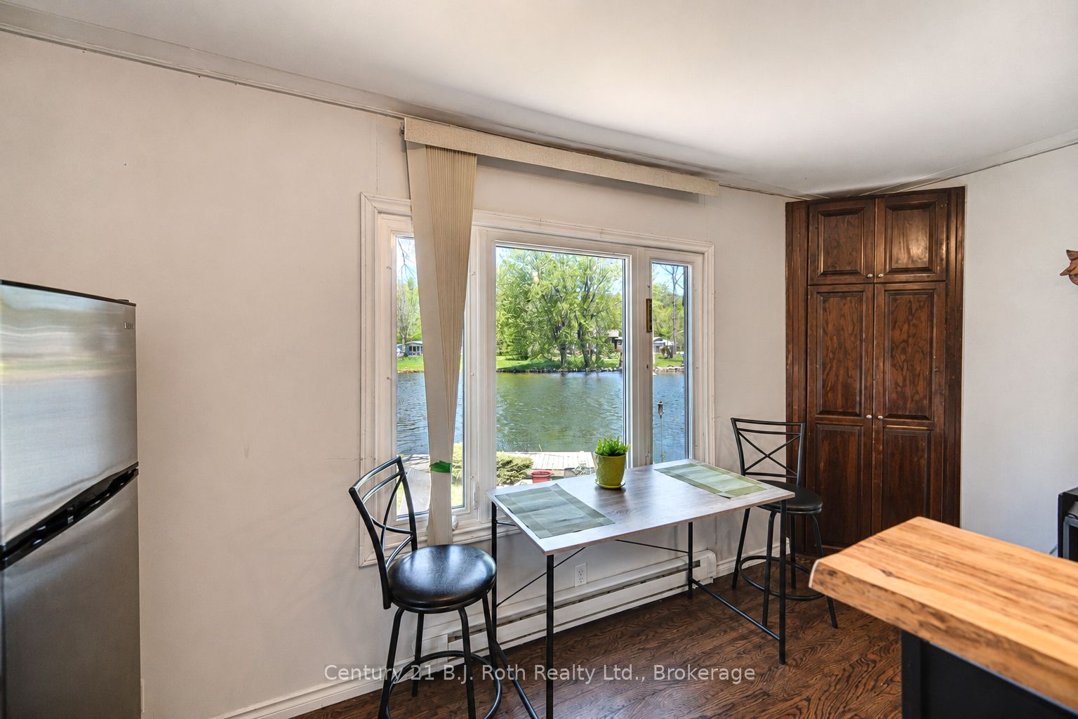 4258 Canal Road Property Photo 13