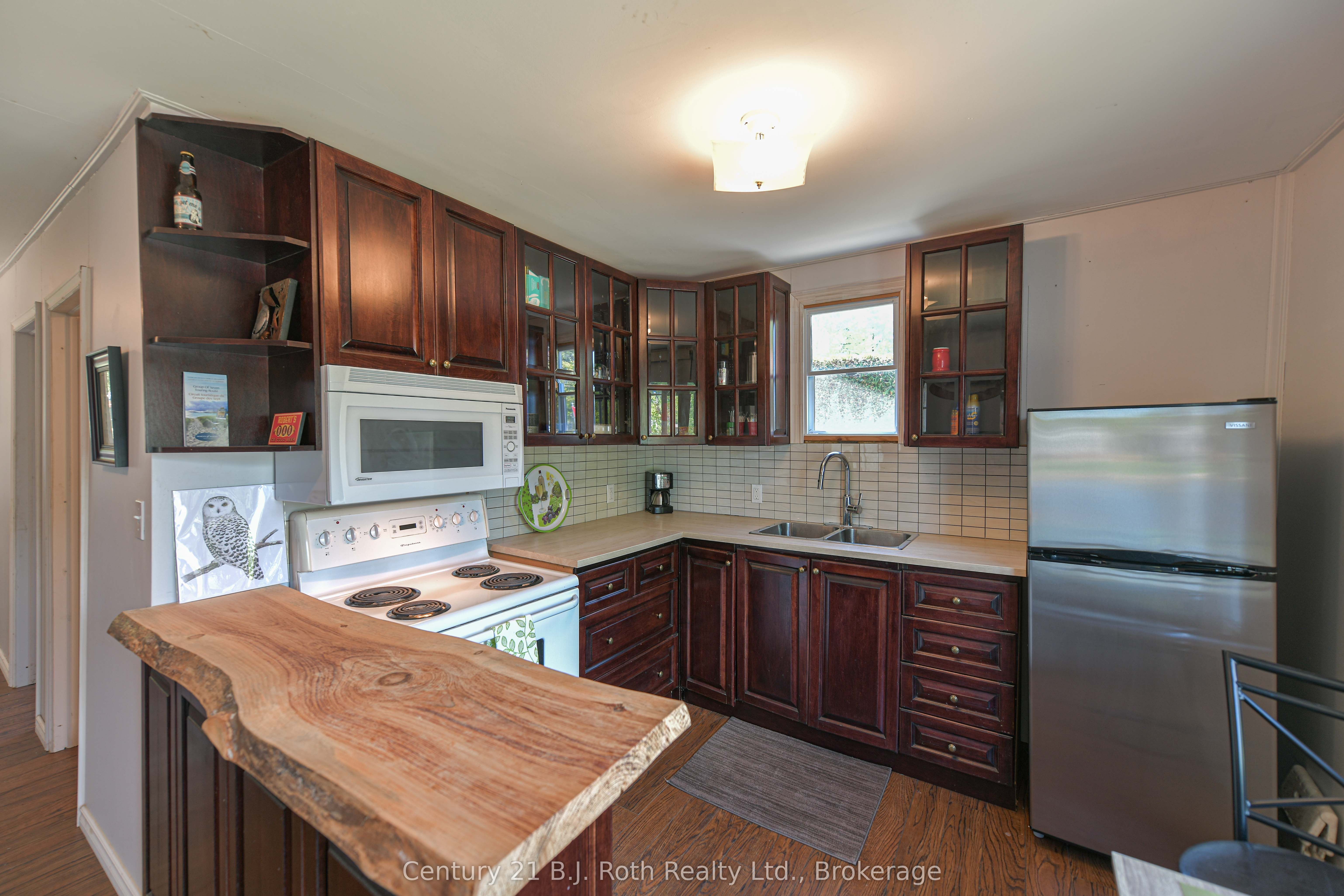 4258 Canal Road Property Photo 14