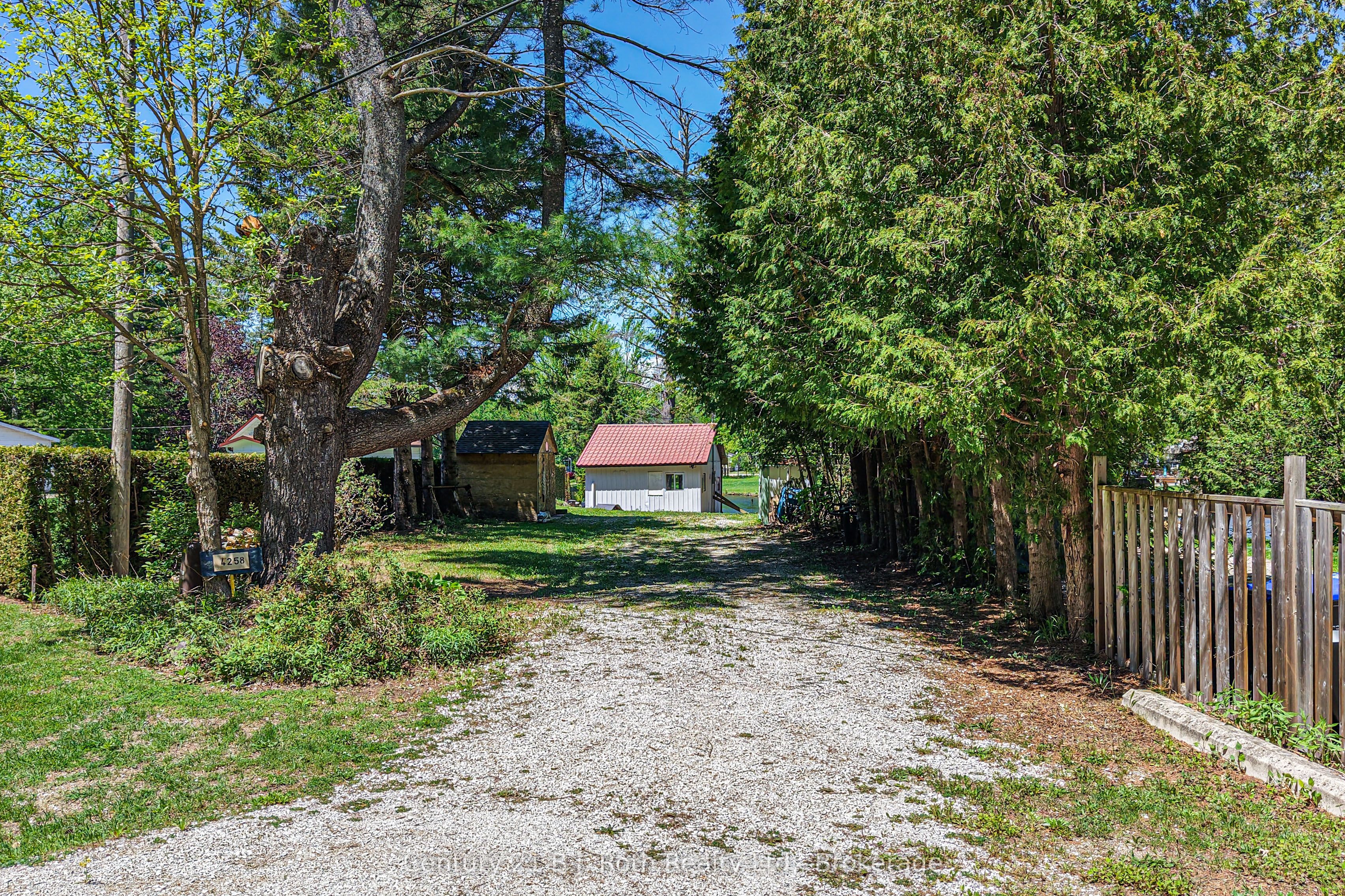 4258 Canal Road Property Photo 20
