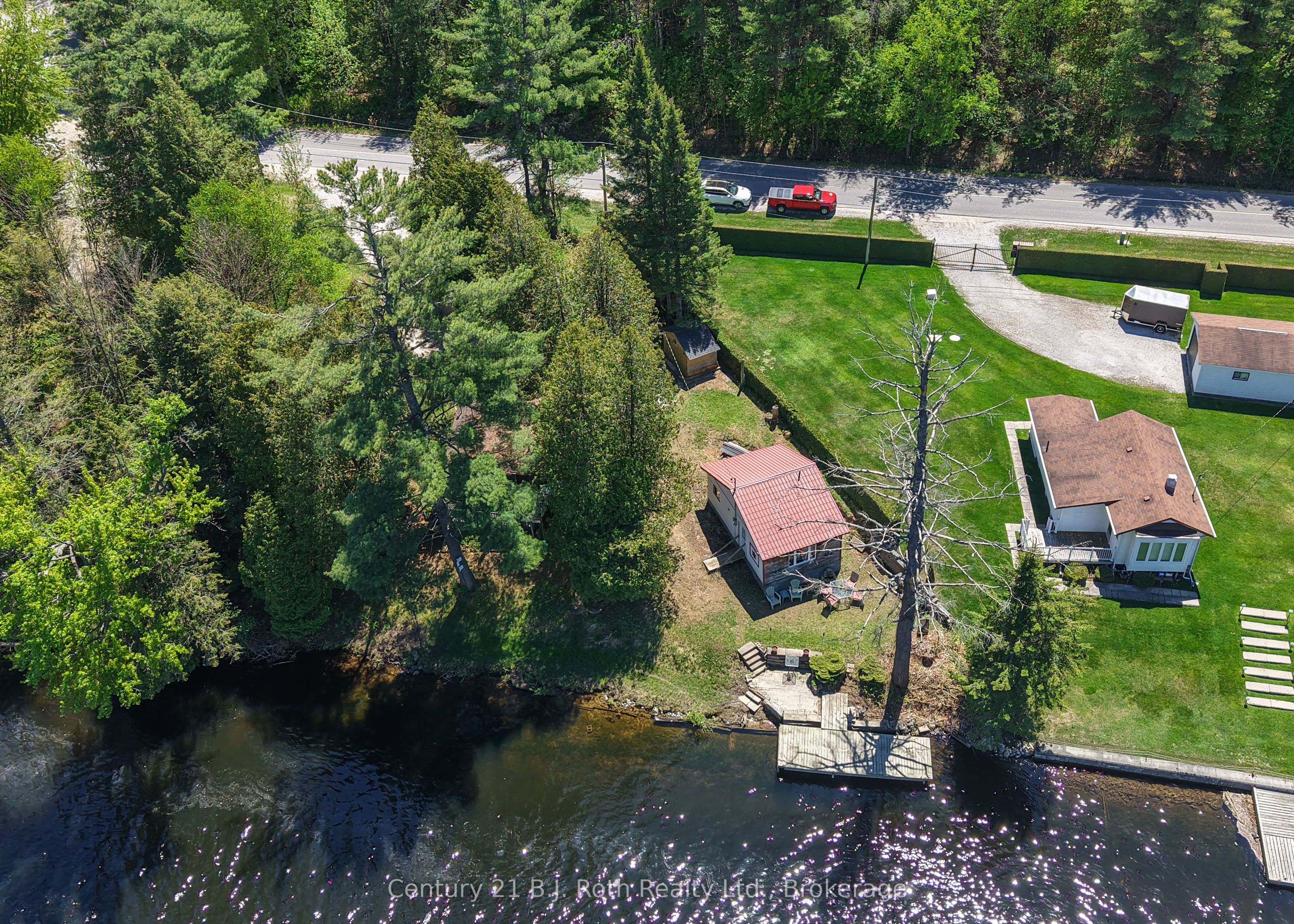 4258 Canal Road Property Photo 23