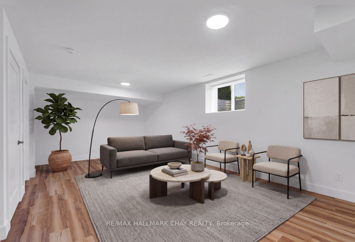 1415 15 16 Side Road E Property Photo 28
