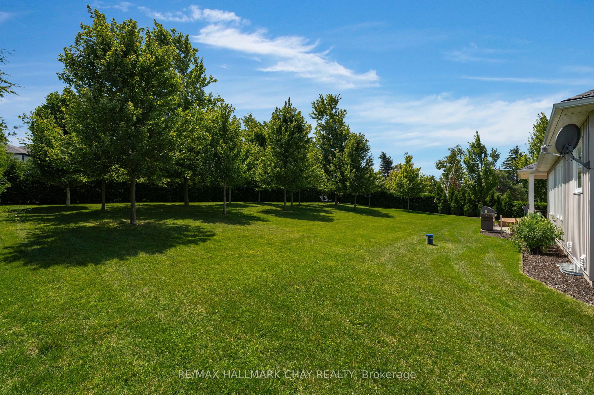 1415 15 16 Side Road E Property Photo 39