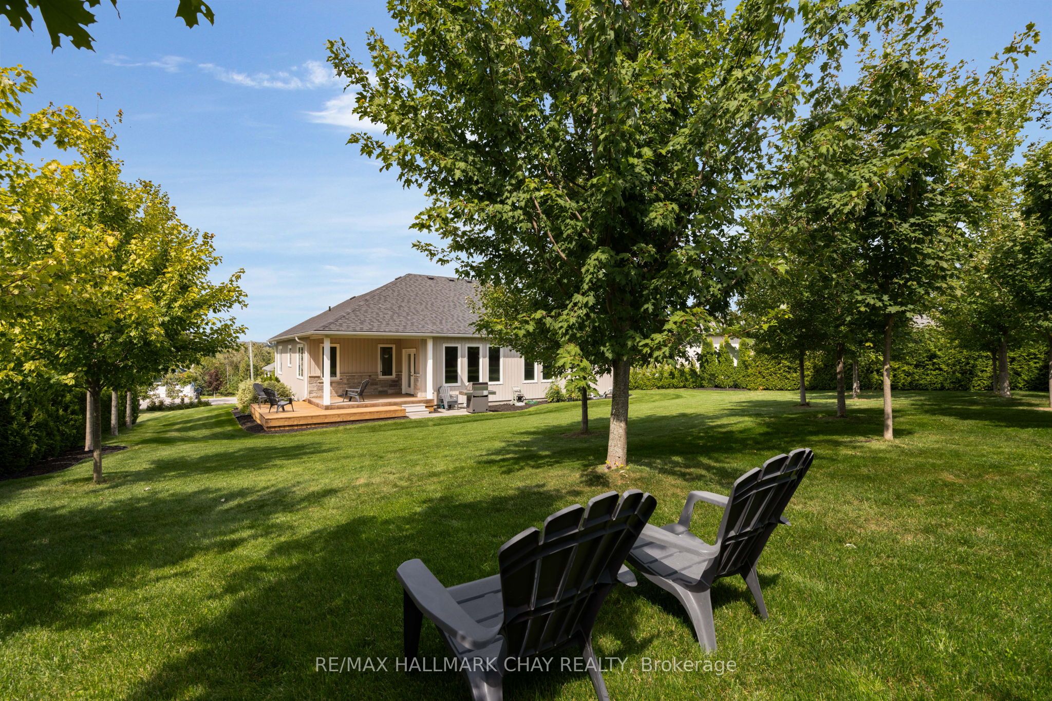 1415 15 16 Side Road E Property Photo 42