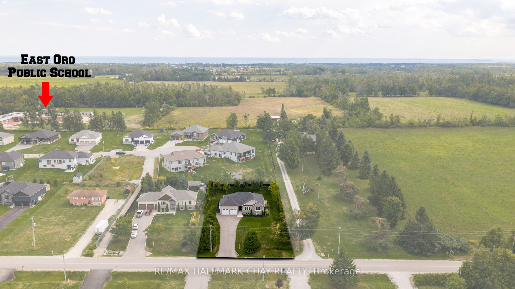 1415 15 16 Side Road E Property Photo 50