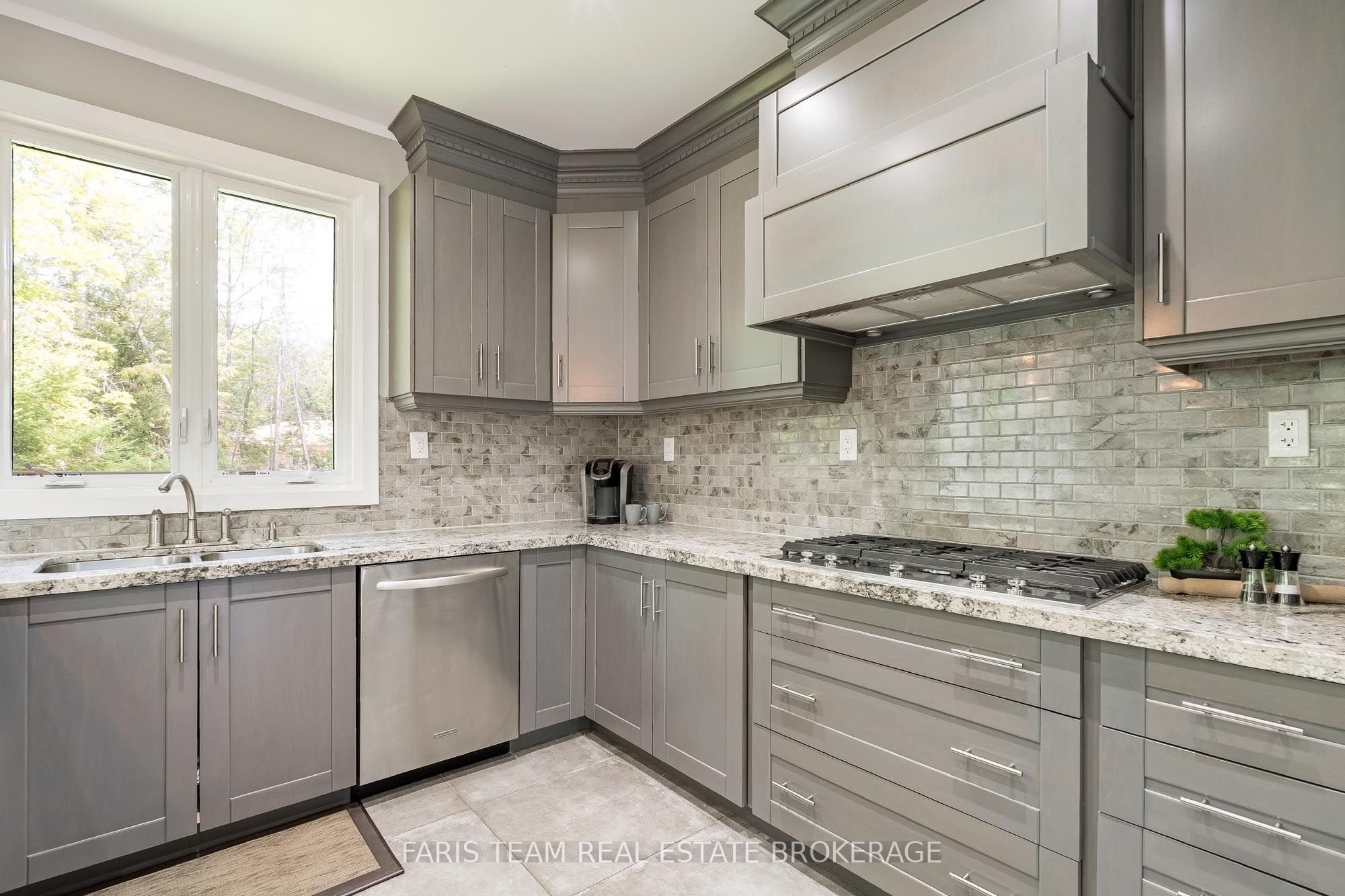 7 Duquette Court Property Photo 7