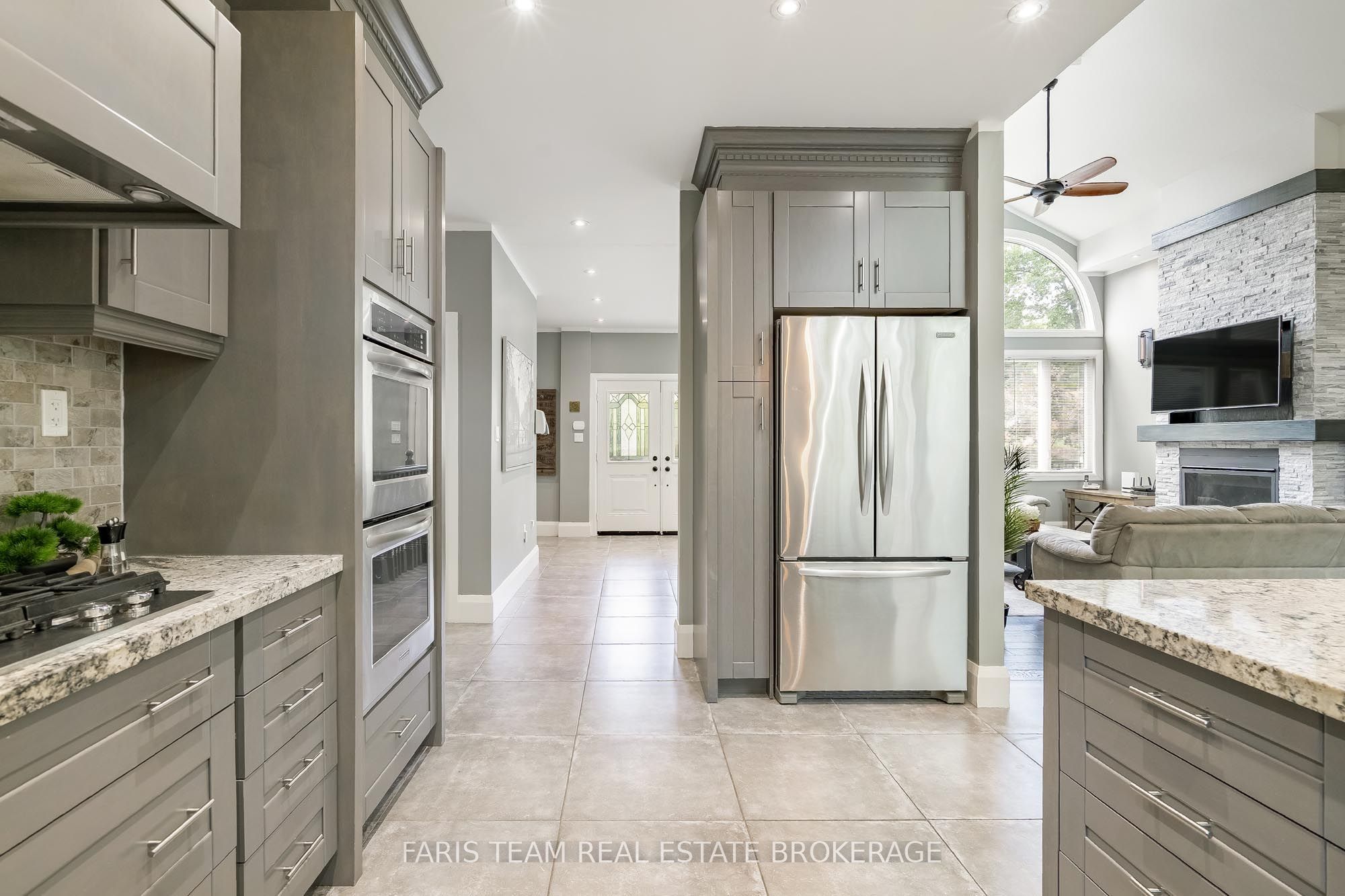 7 Duquette Court Property Photo 9