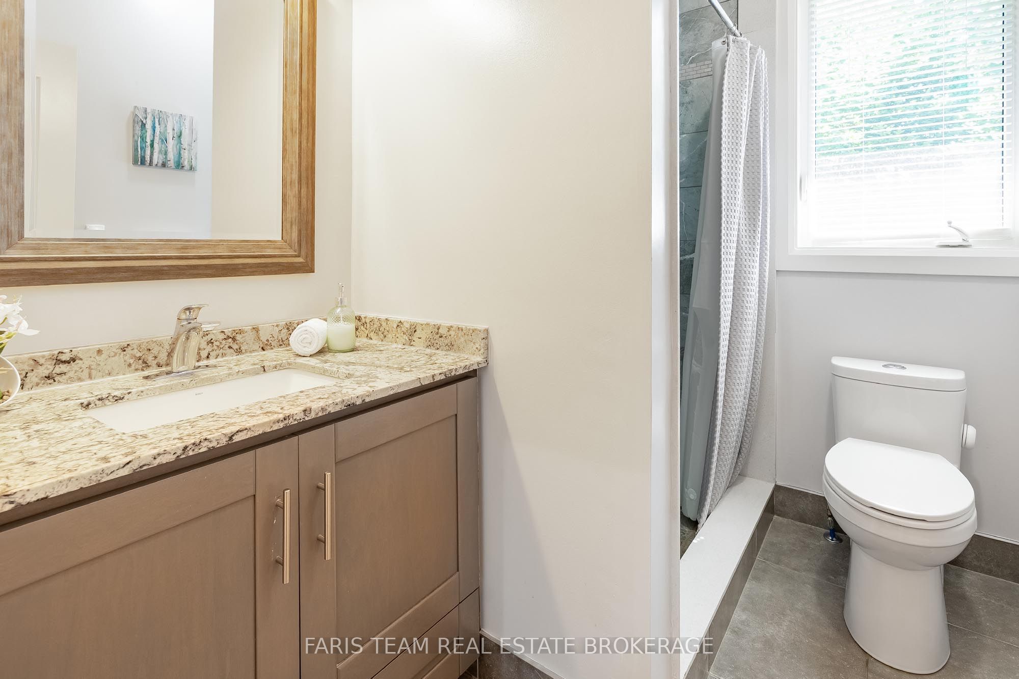 7 Duquette Court Property Photo 21