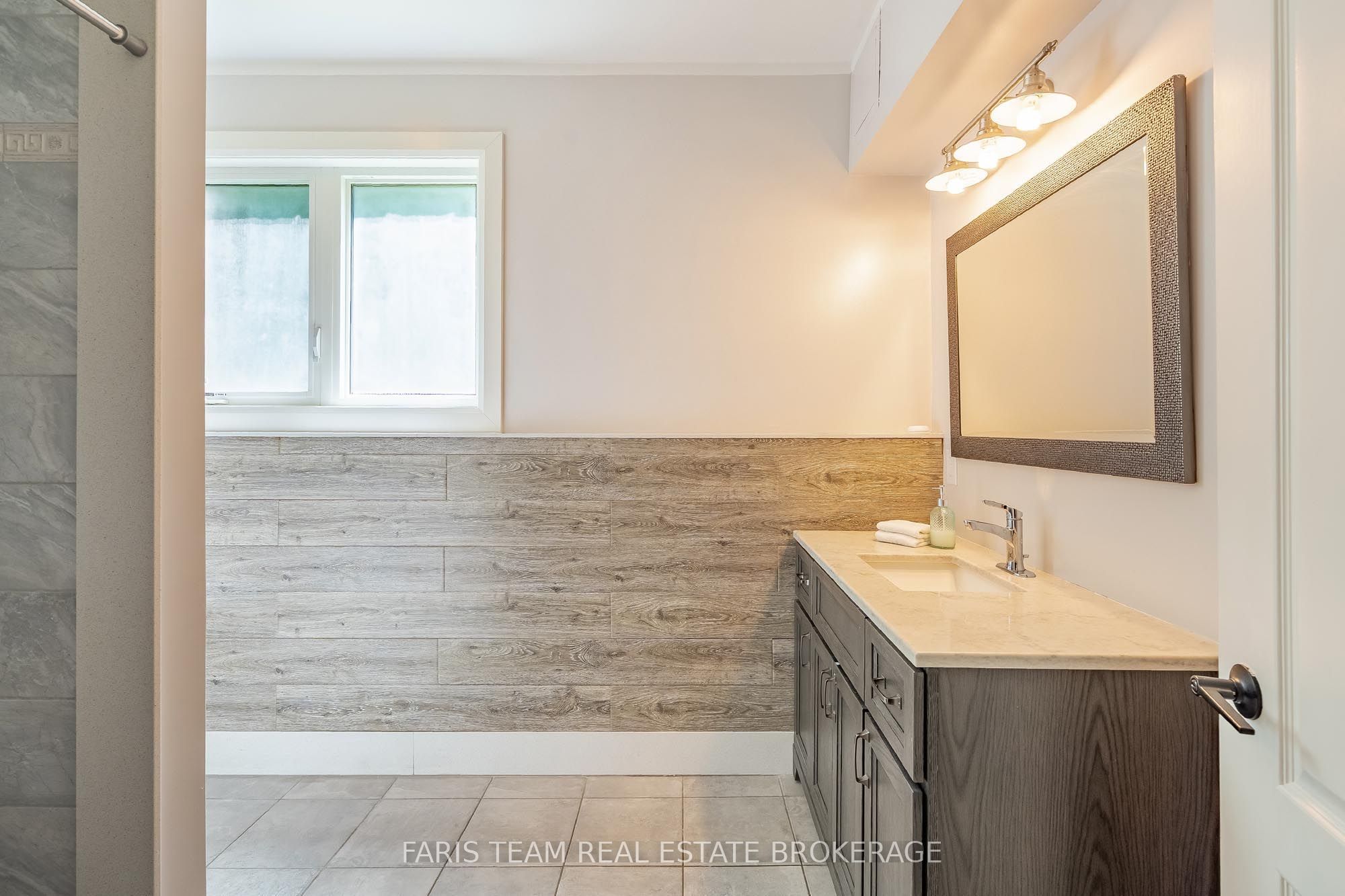 7 Duquette Court Property Photo 33