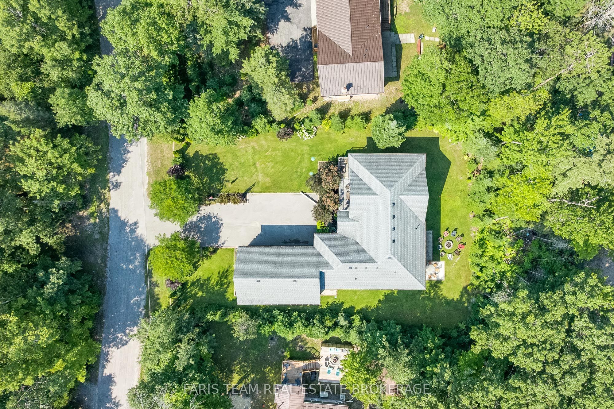 7 Duquette Court Property Photo 46