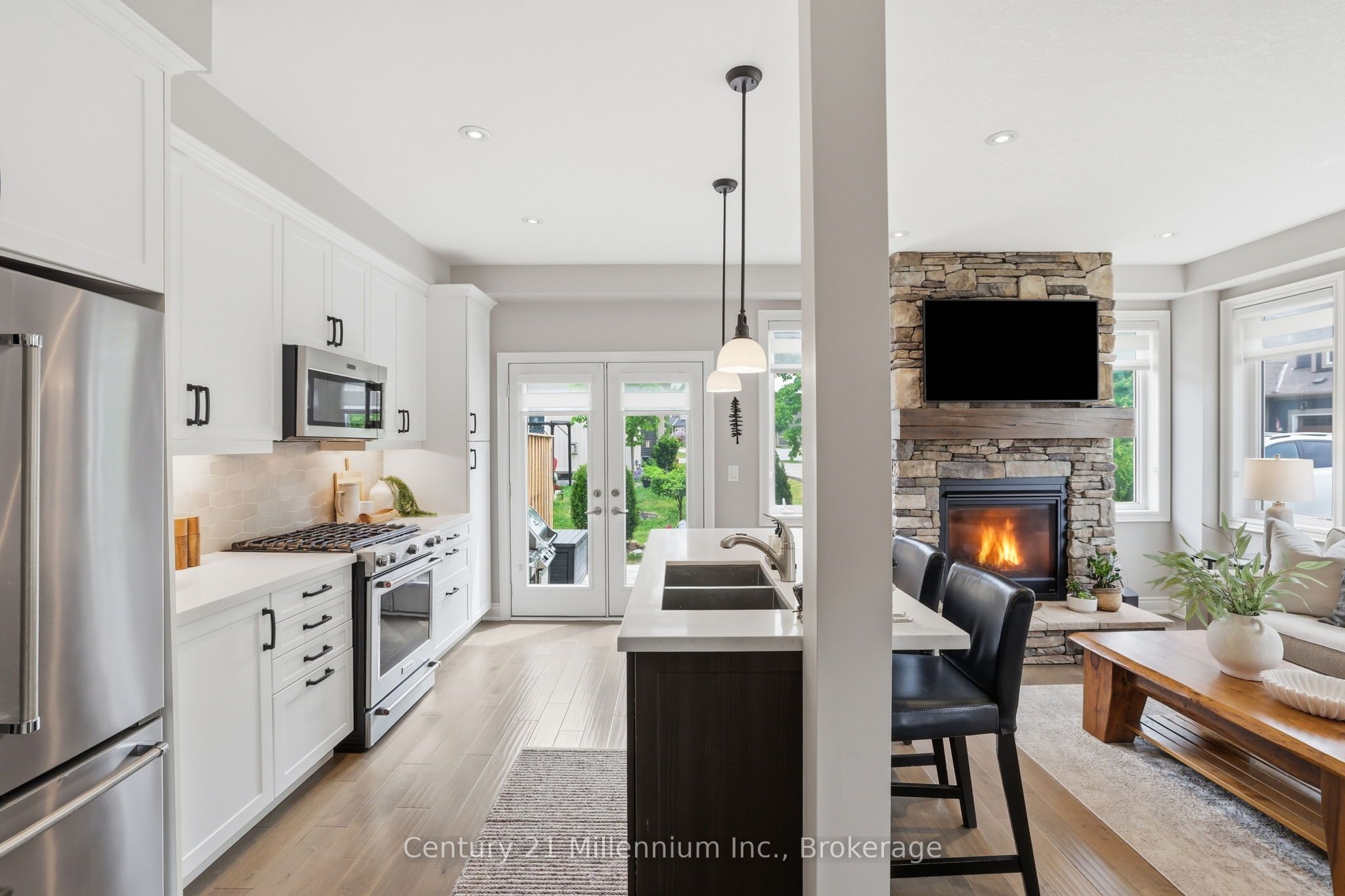 46 Greaves Avenue Property Photo 14
