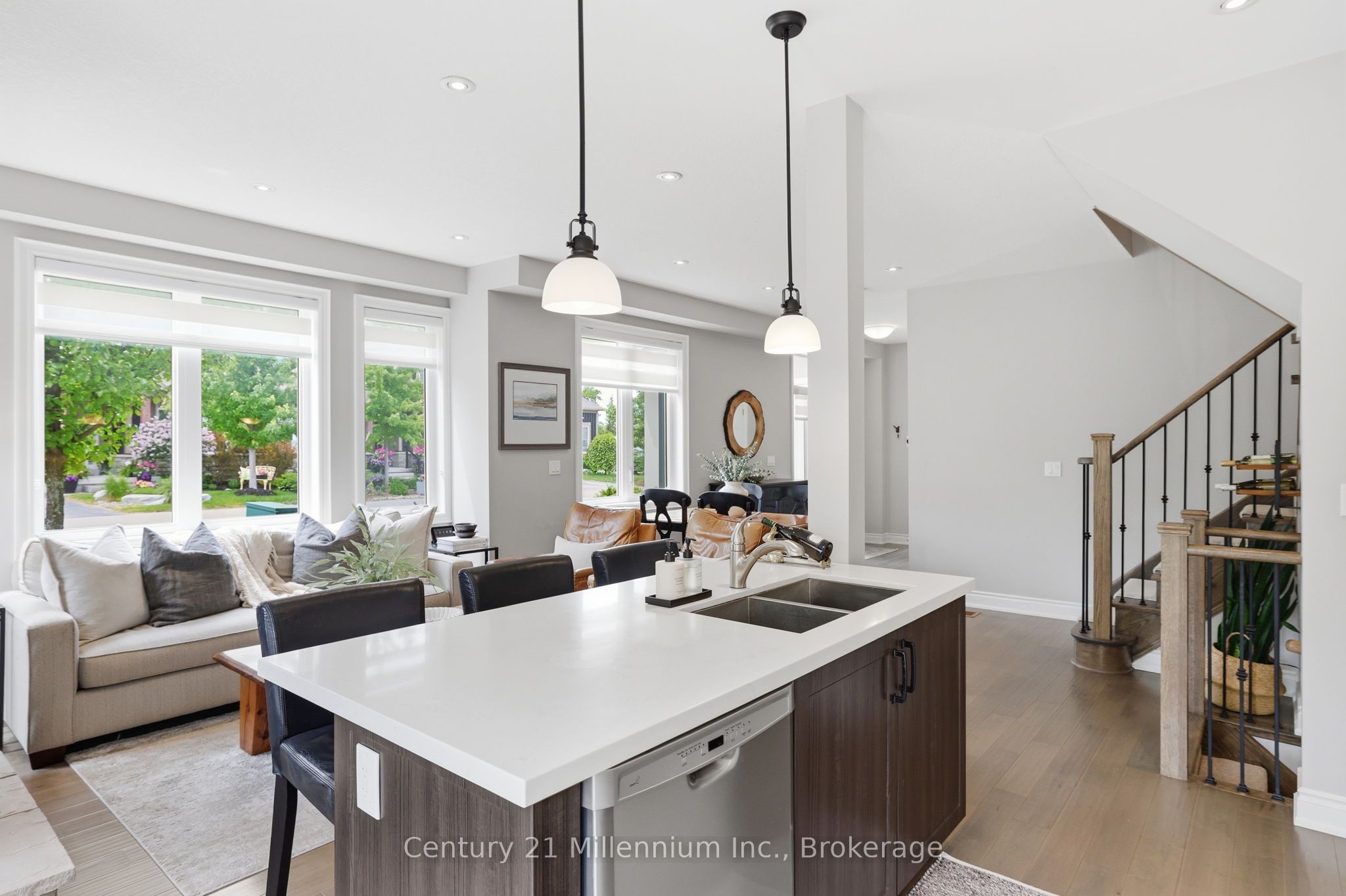 46 Greaves Avenue Property Photo 16