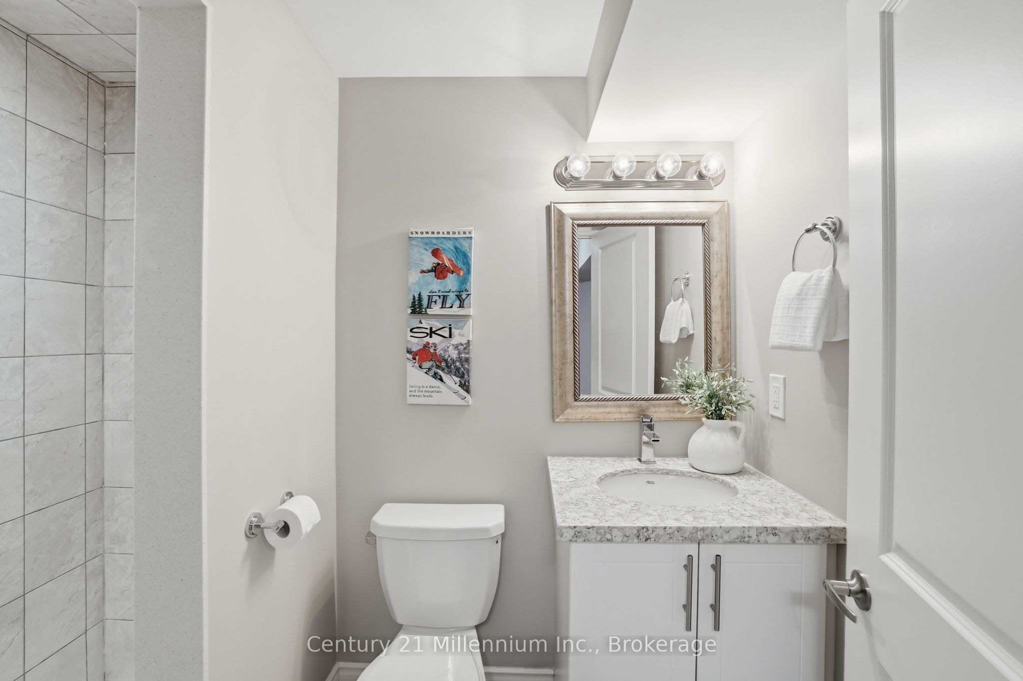 46 Greaves Avenue Property Photo 31