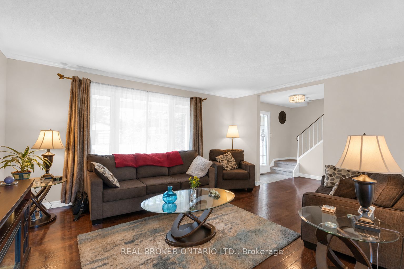 40 Farmingdale Crescent Property Photo 7