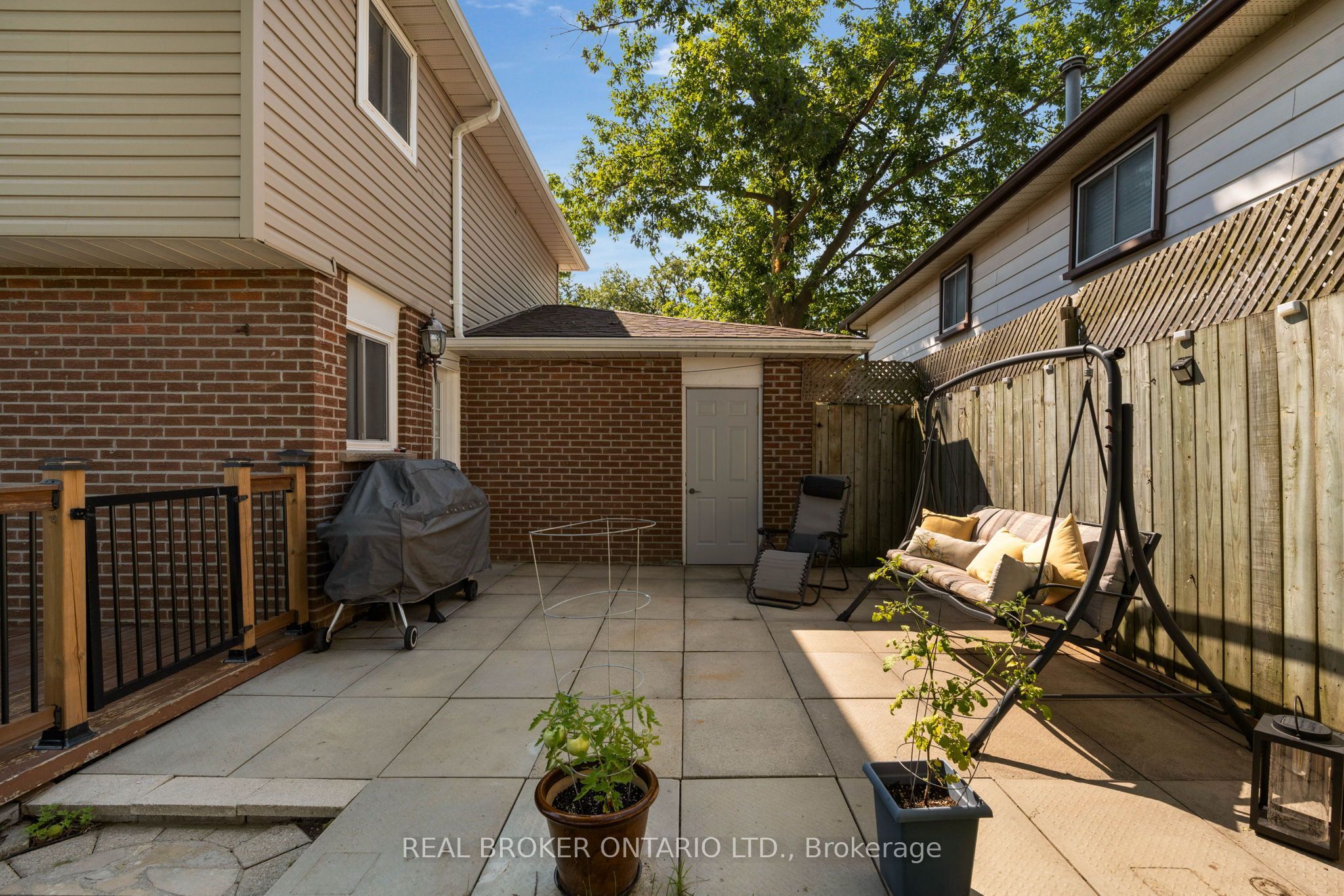 40 Farmingdale Crescent Property Photo 33
