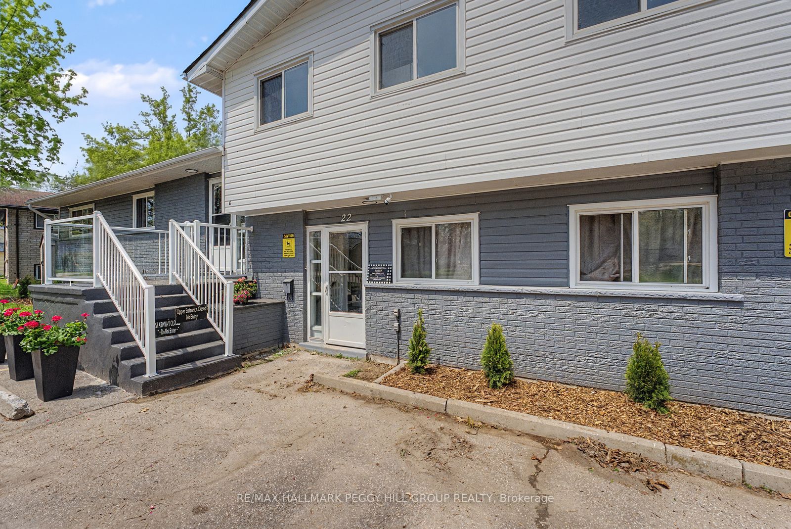 22 Olive Crescent Property Photo 3