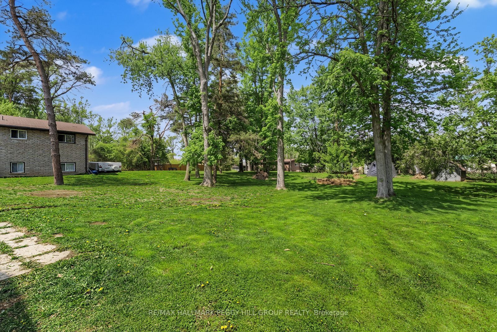 22 Olive Crescent Property Photo 12
