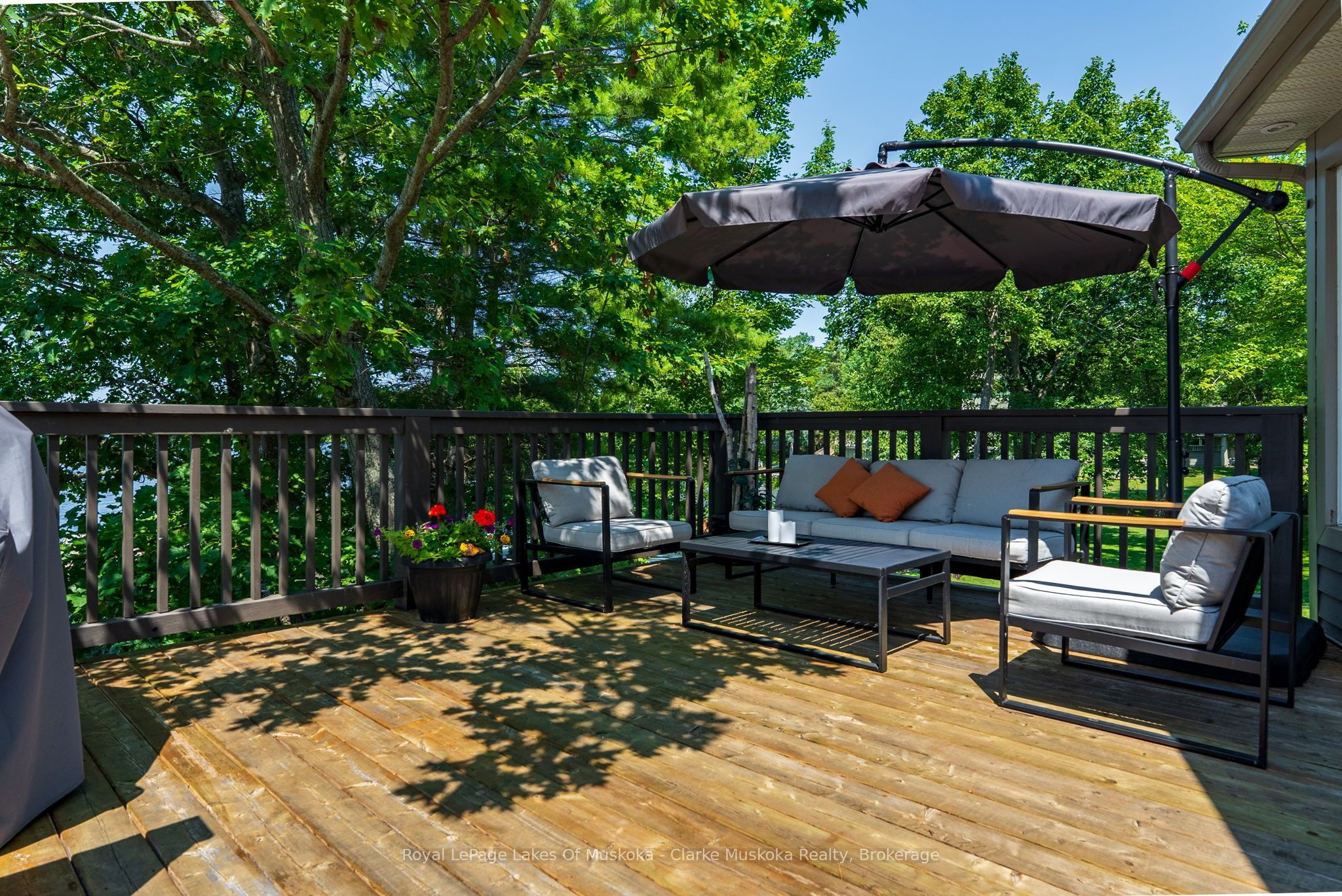 2620 Baguley Road W Property Photo 16