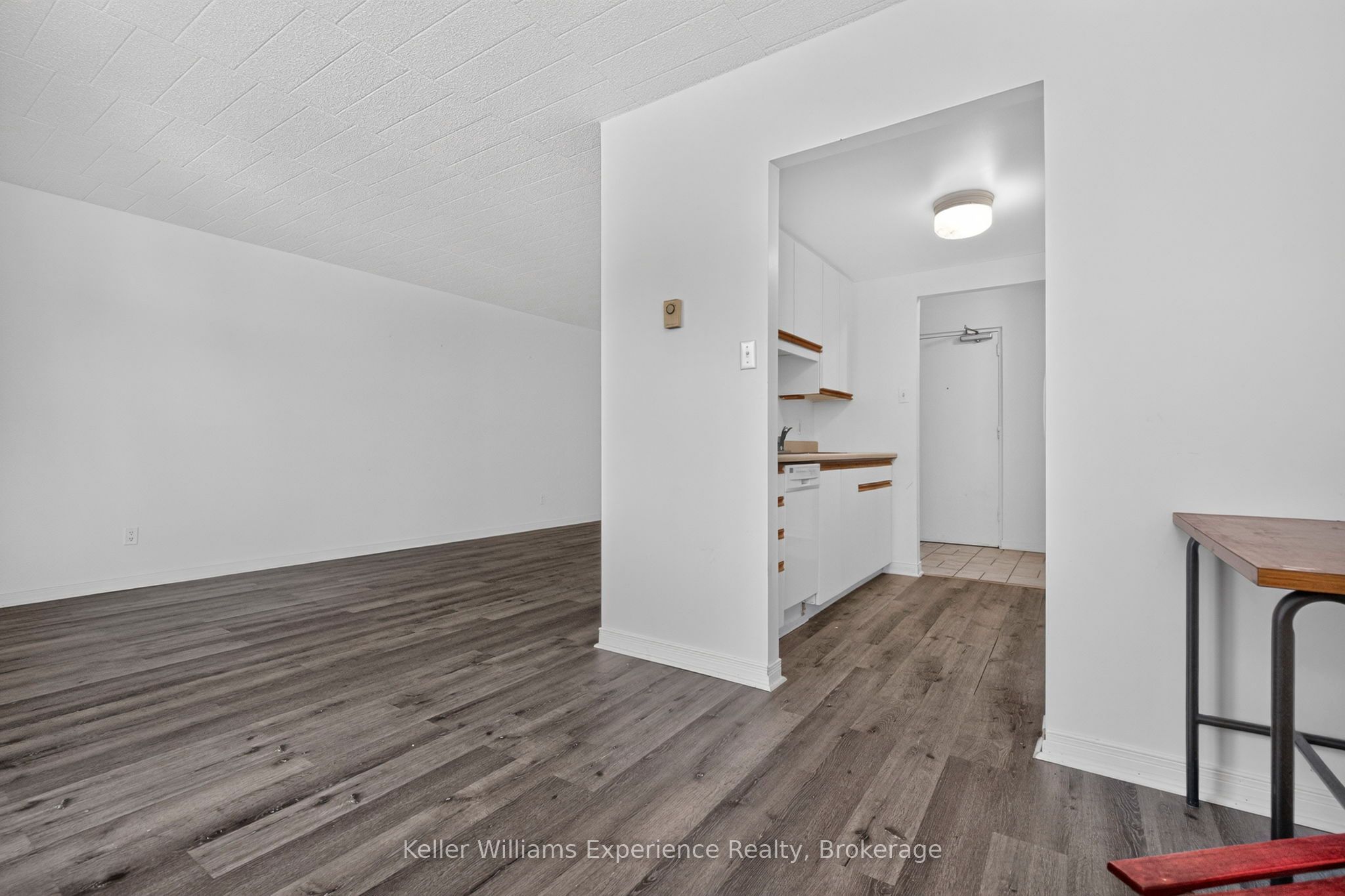 184 Eighth Street 203 Property Photo 12