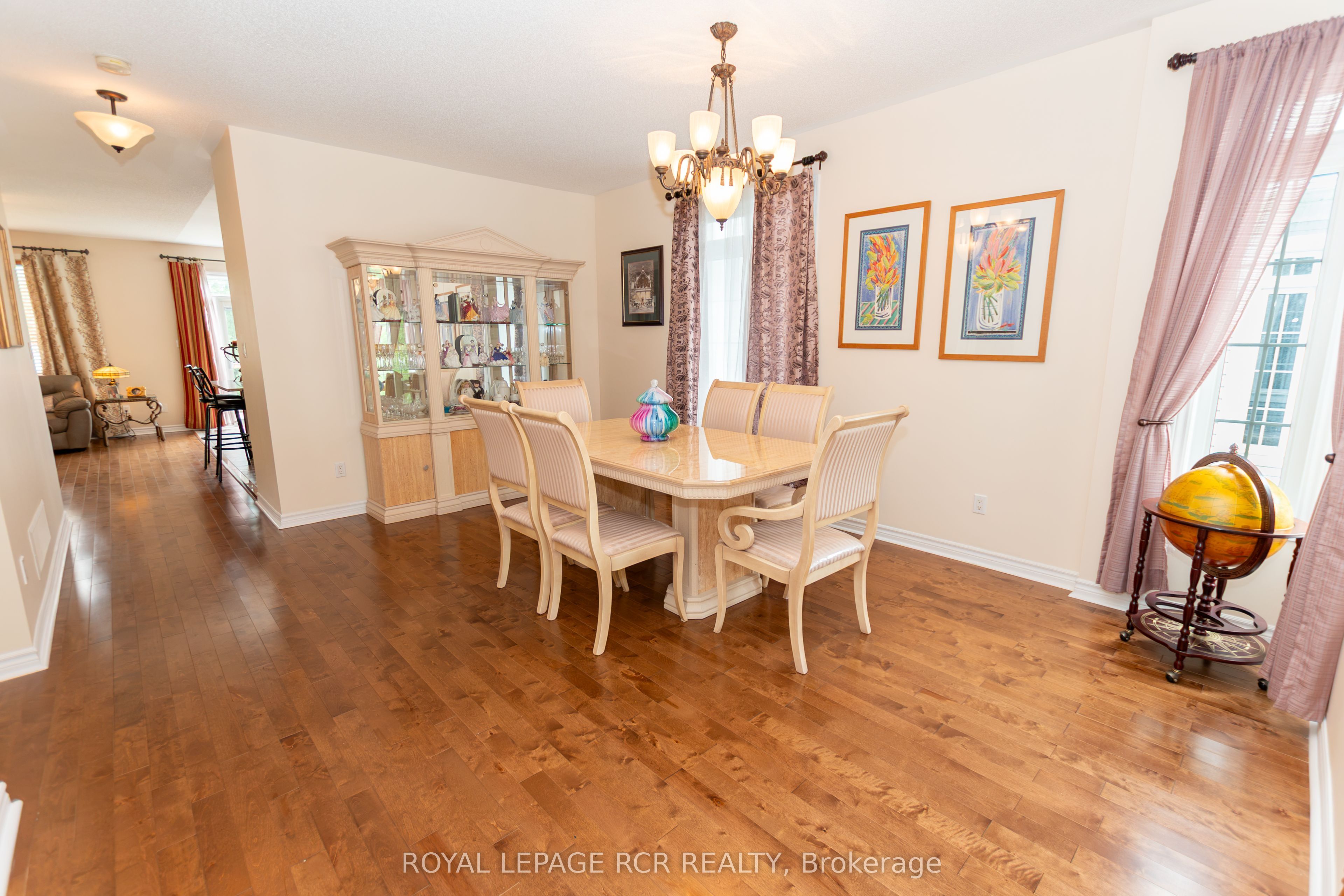 135 White Sands Way Property Photo 9