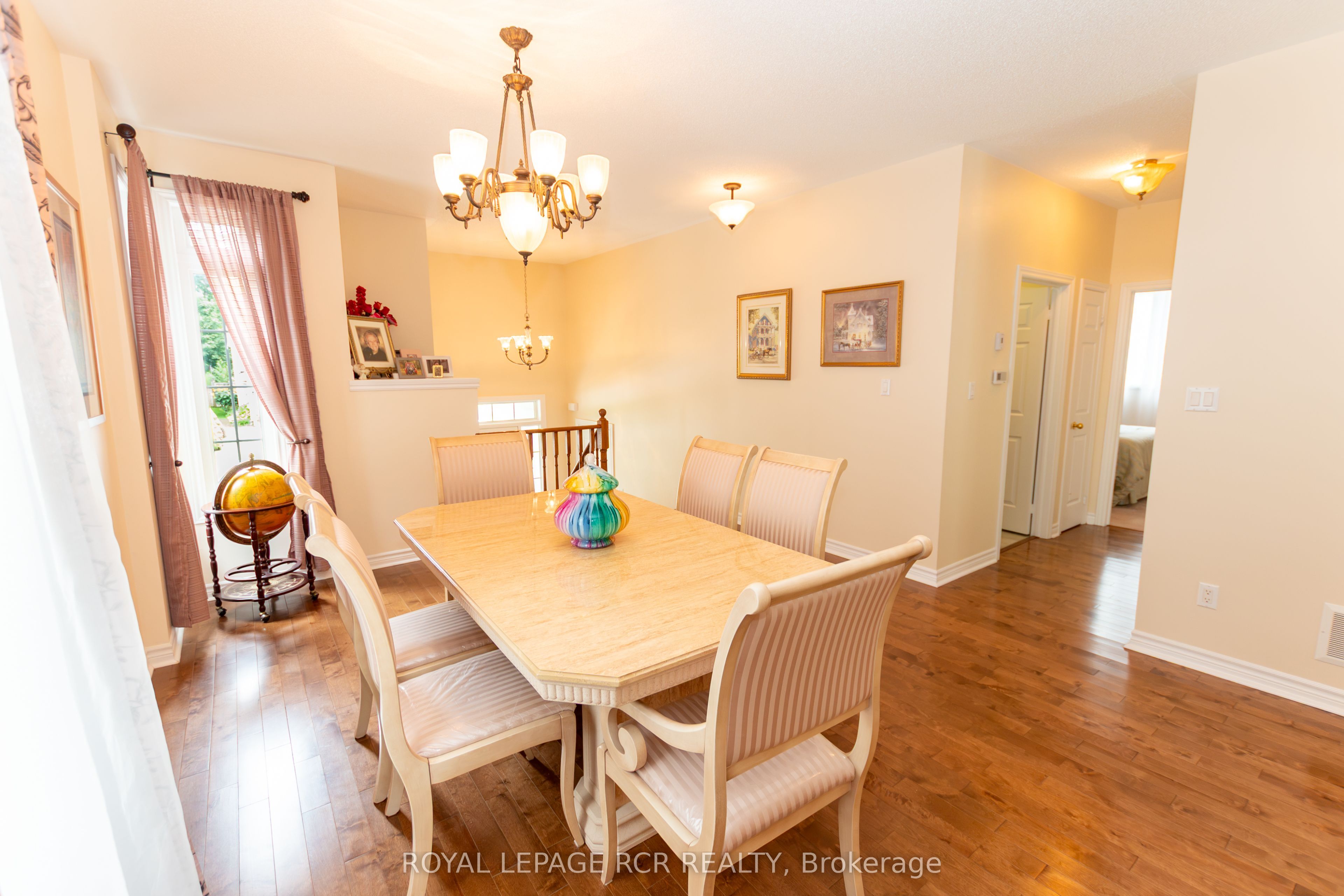 135 White Sands Way Property Photo 10