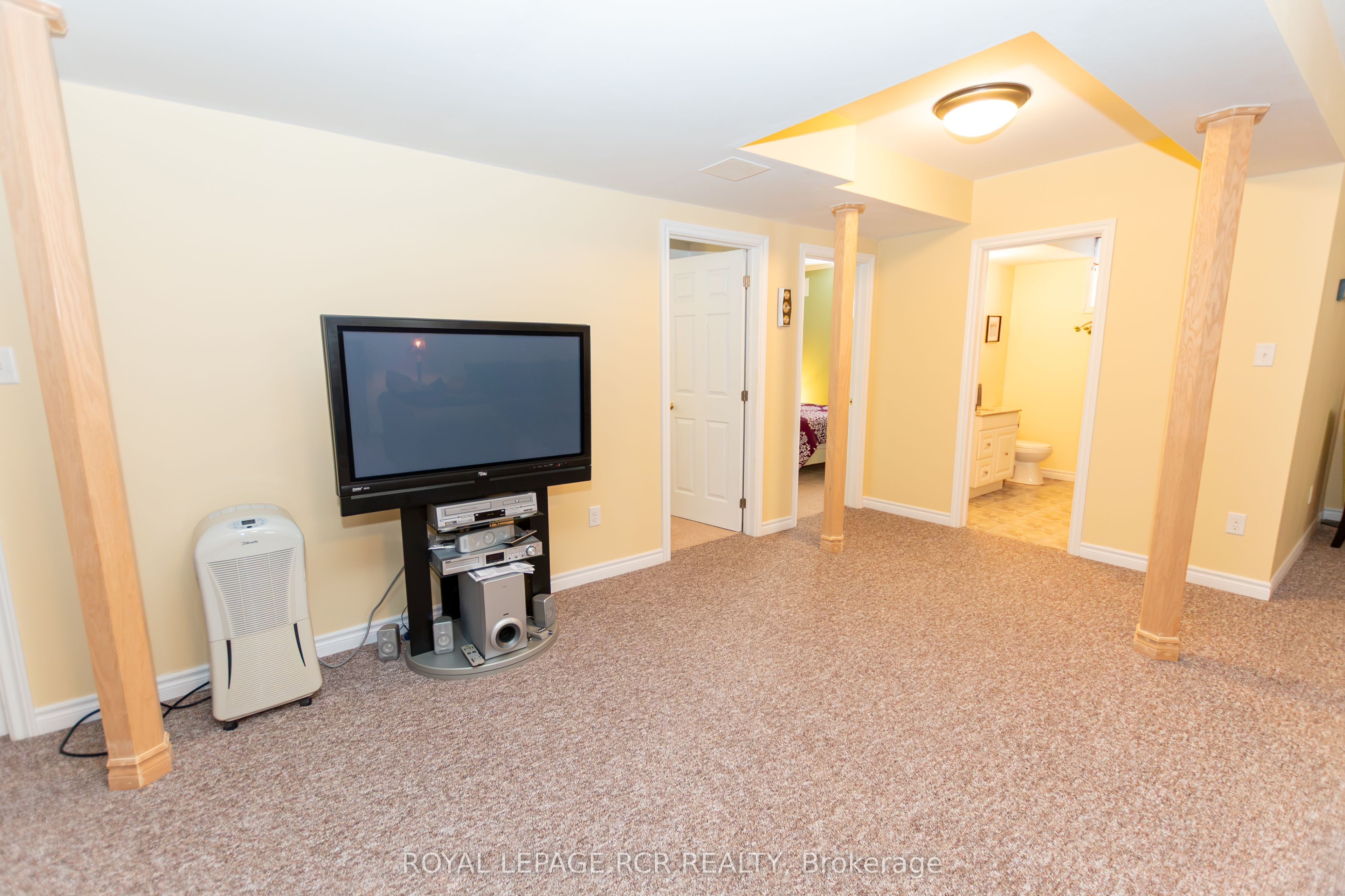 135 White Sands Way Property Photo 26