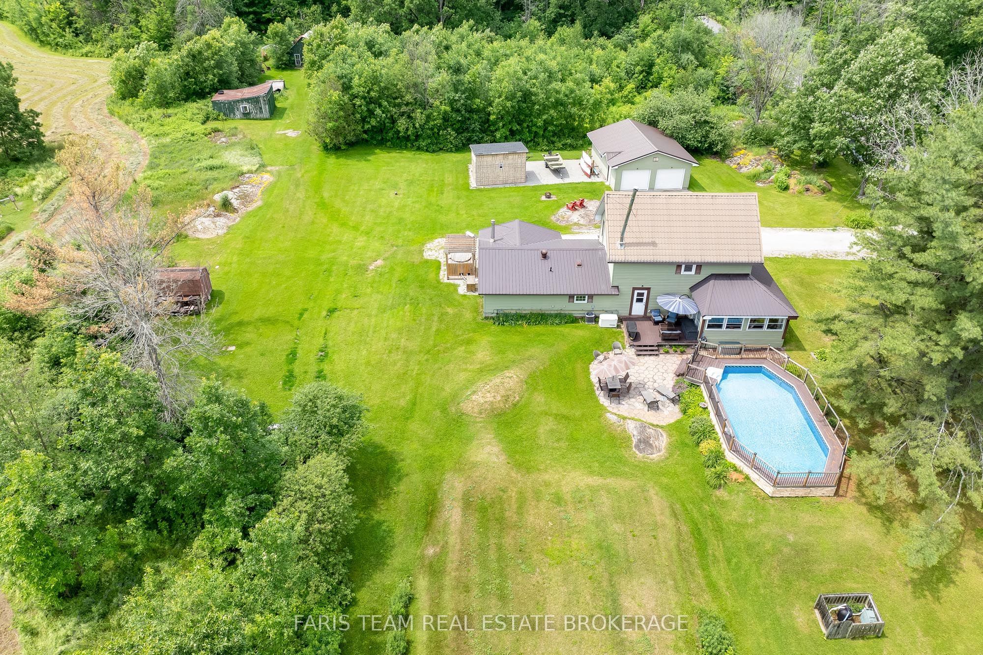 2289 Kinnear Side Road Property Photo 35