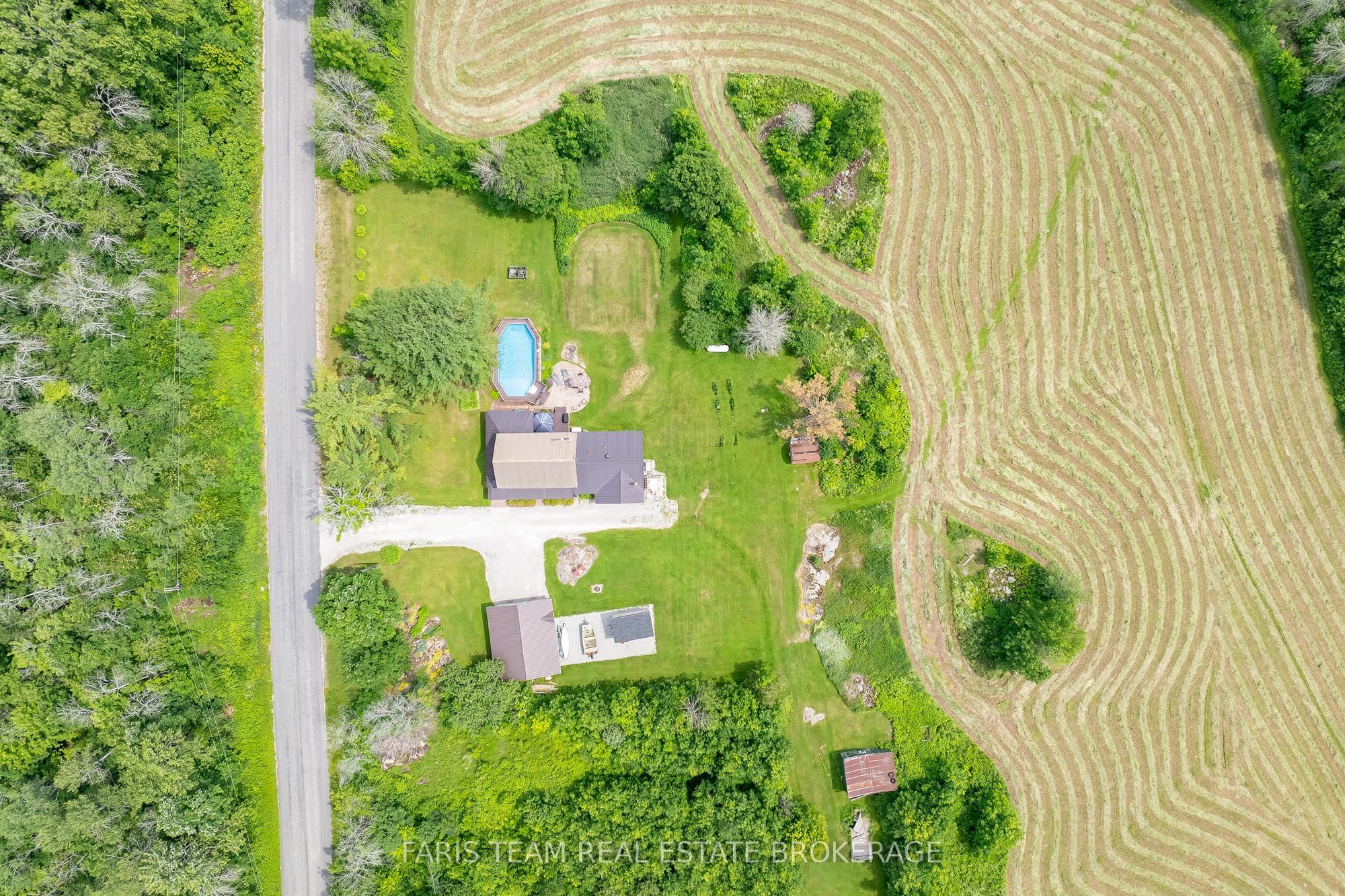 2289 Kinnear Side Road Property Photo 37