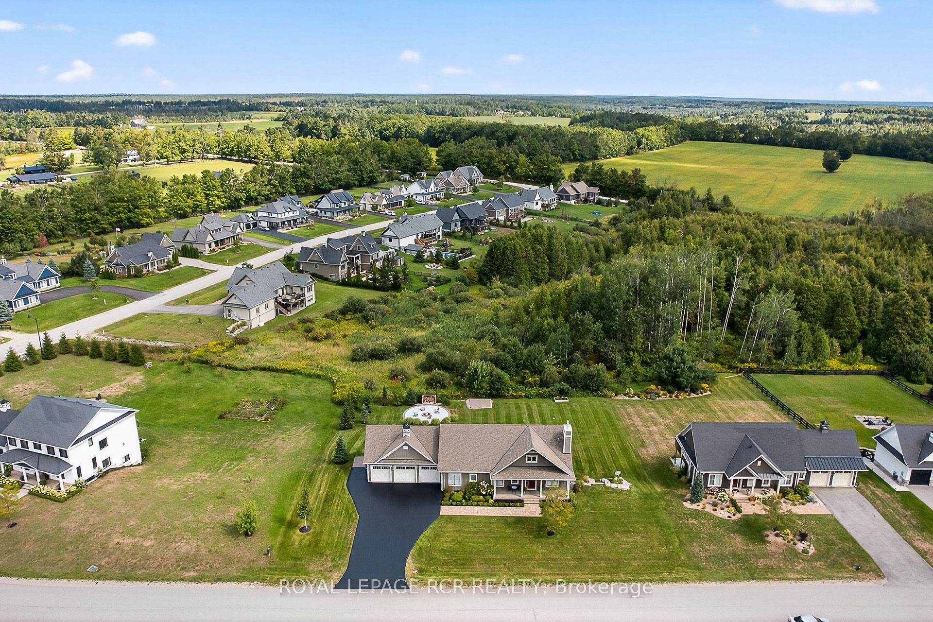3 Thoroughbred Drive Property Photo 6