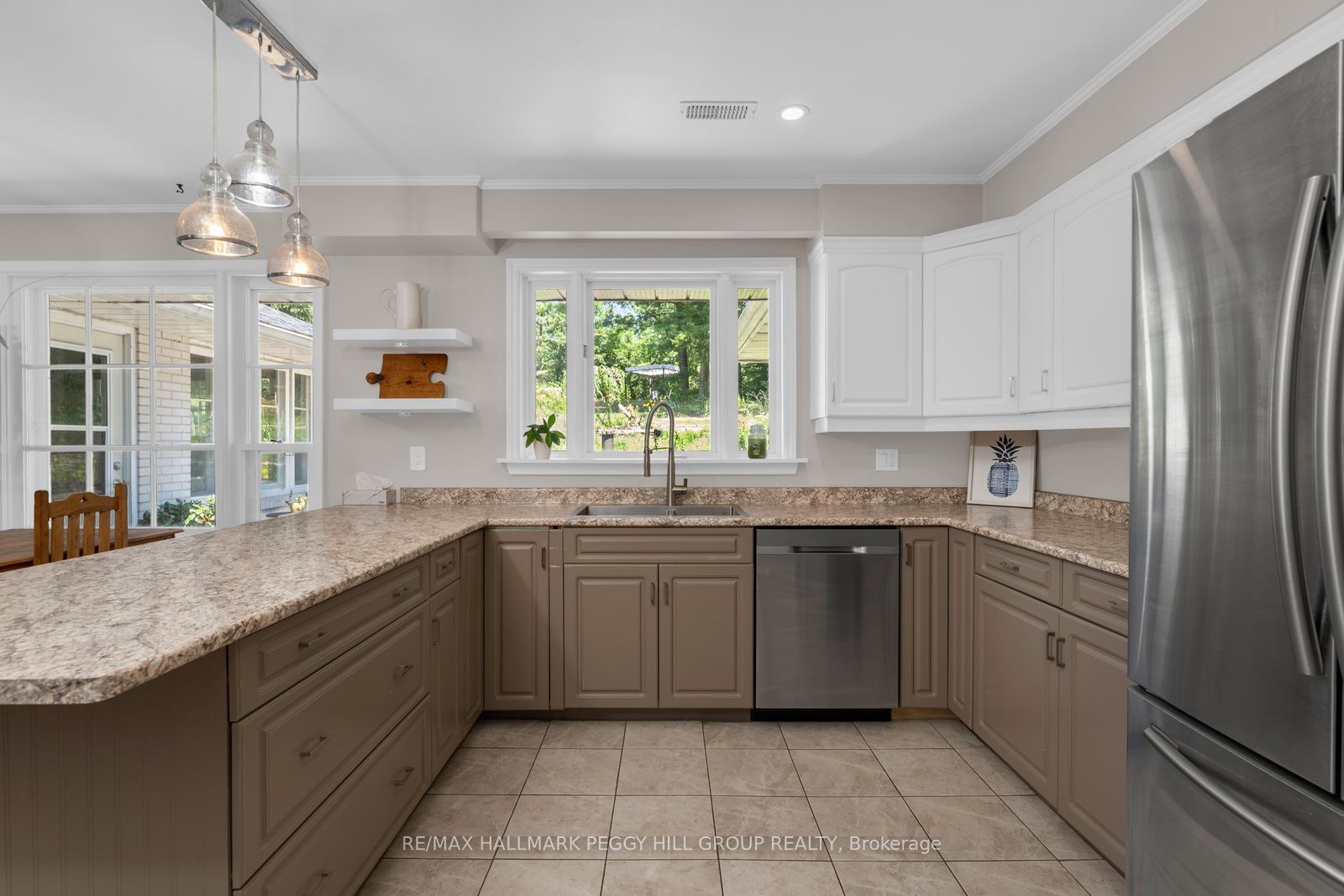 1863 Tiny Beaches Road S Property Photo 4