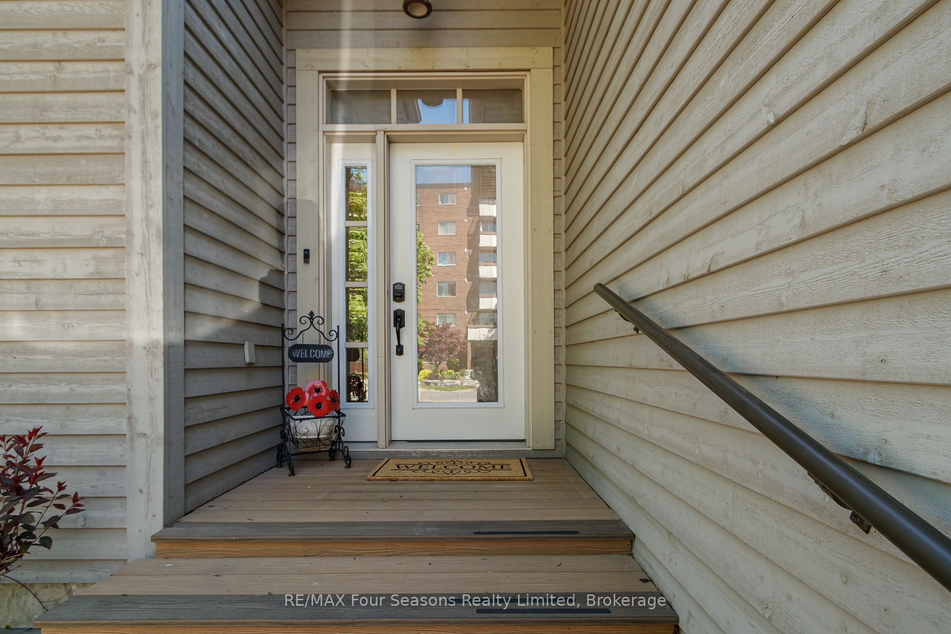 121 Elm Street Property Photo 10