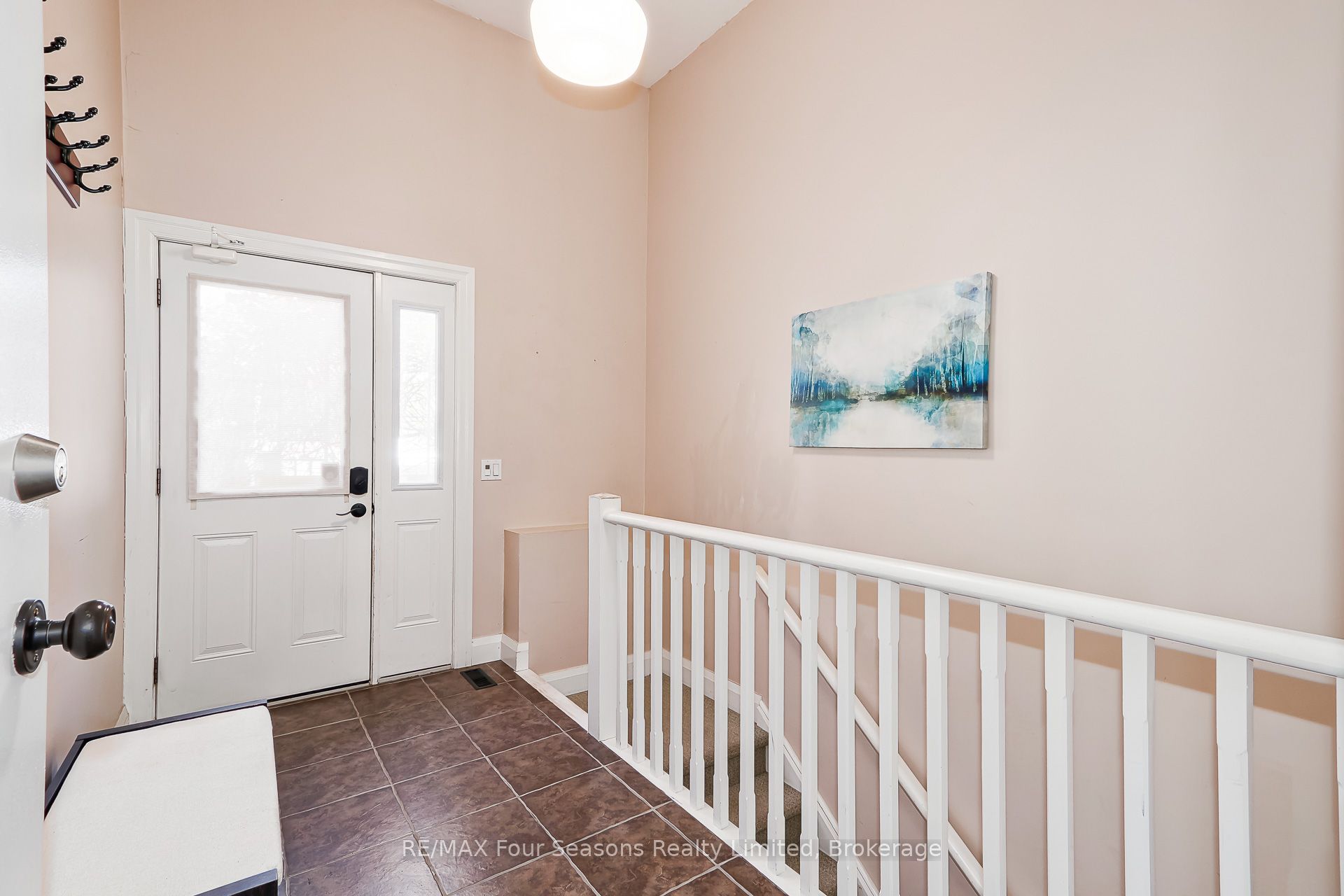 121 Elm Street Property Photo 31
