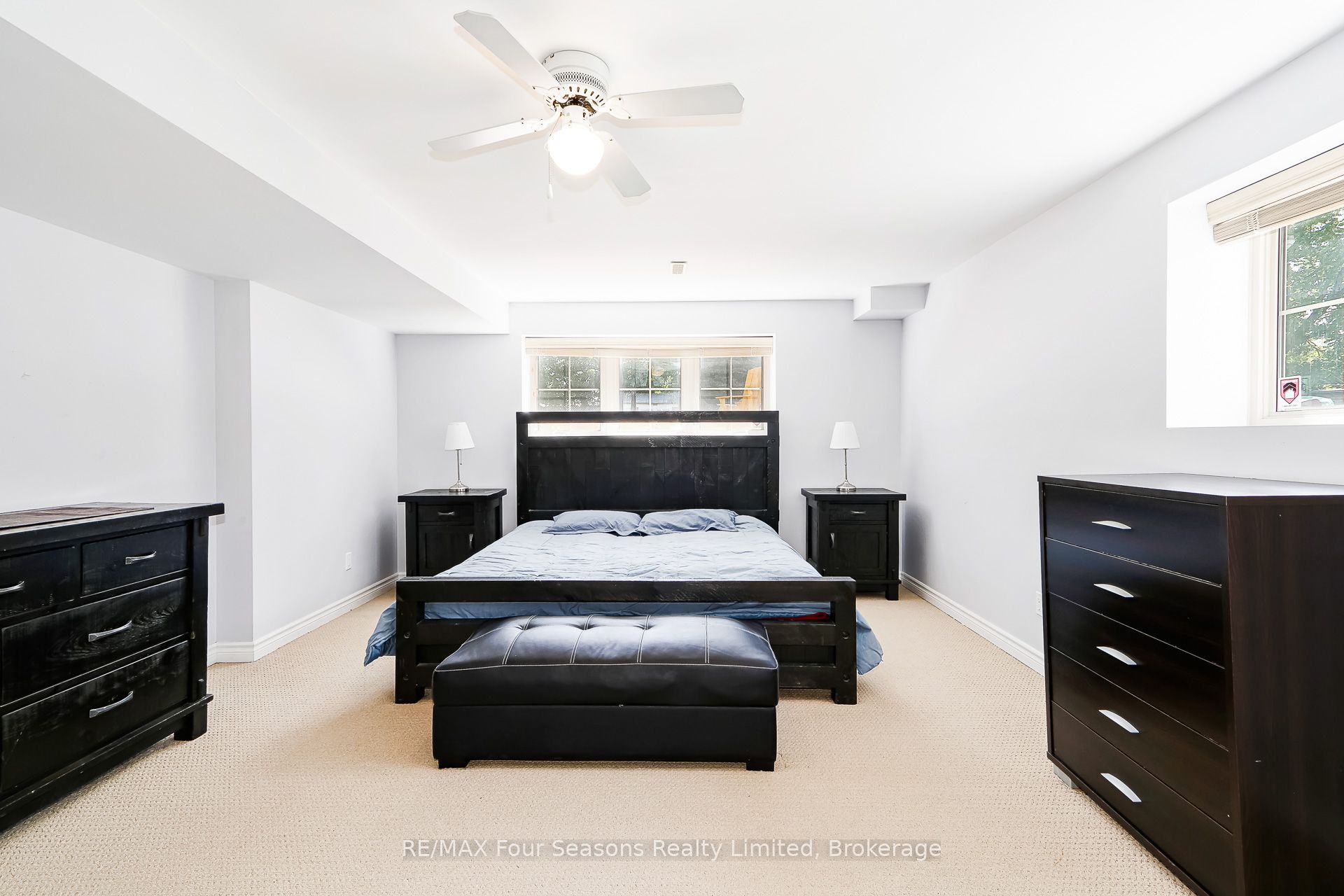 121 Elm Street Property Photo 39