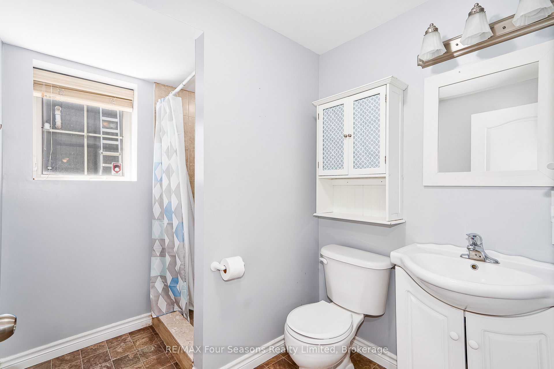 121 Elm Street Property Photo 40