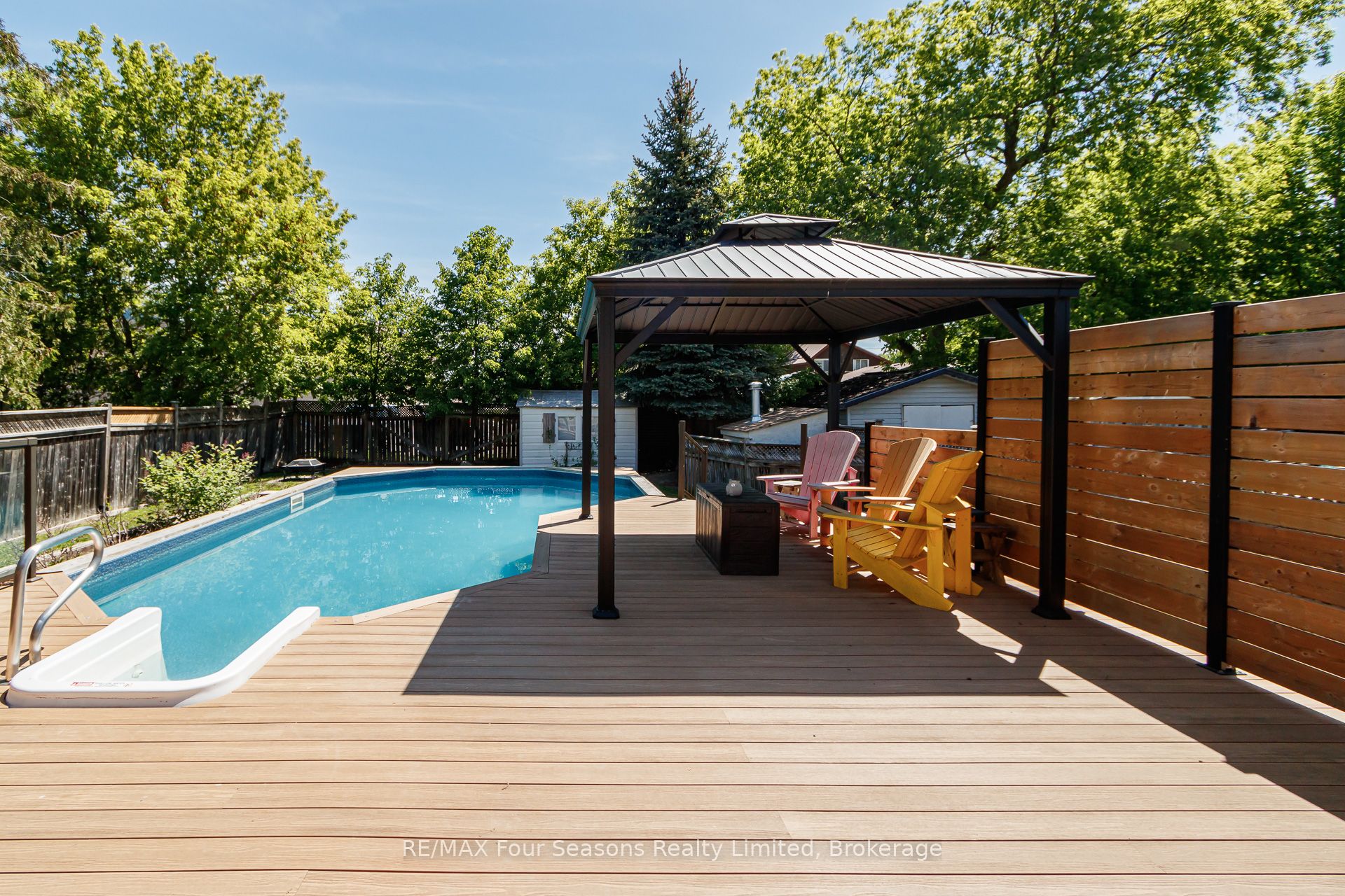 121 Elm Street Property Photo 44