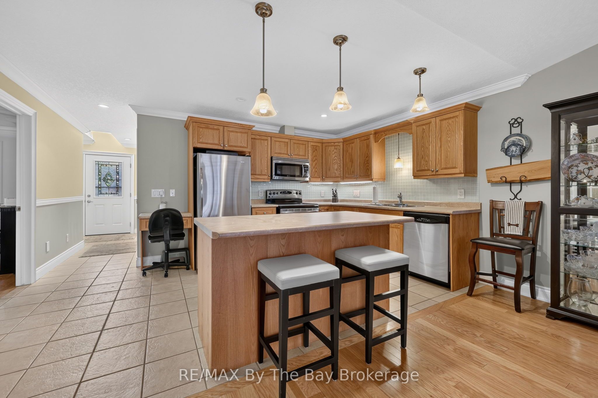 105 Meadow Lane Property Photo 8