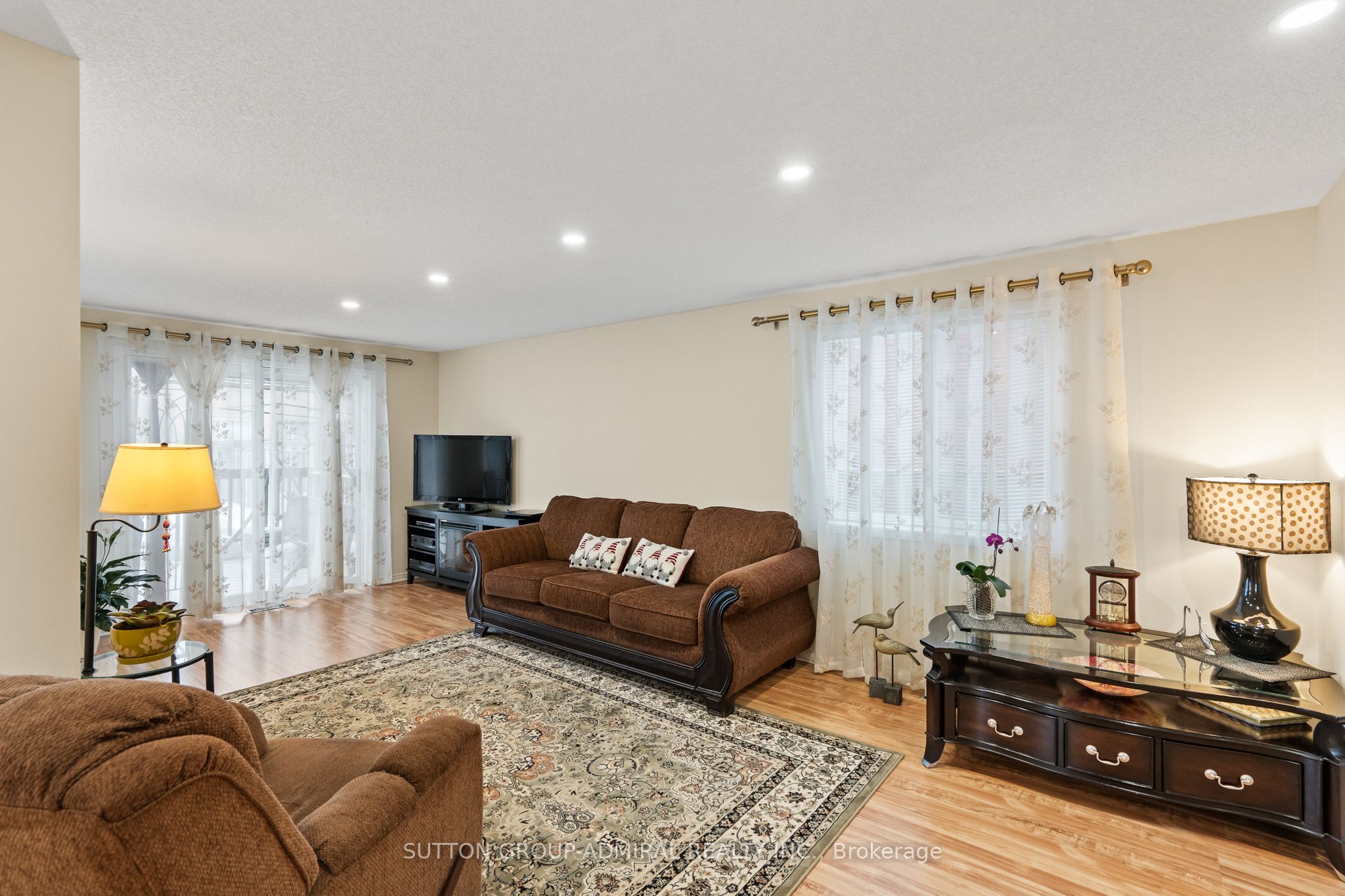 213 Tunbridge Road Property Photo 14