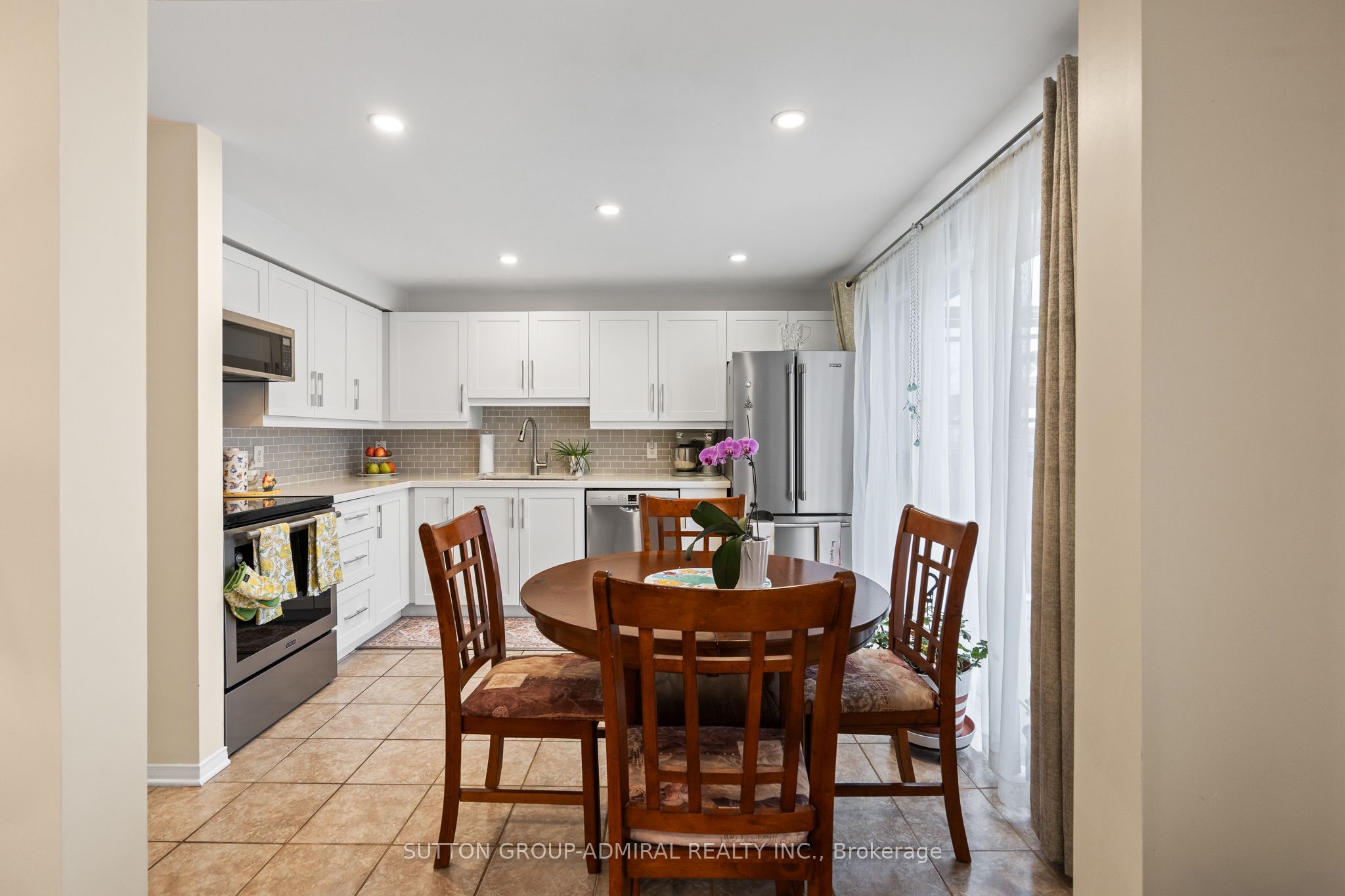 213 Tunbridge Road Property Photo 17