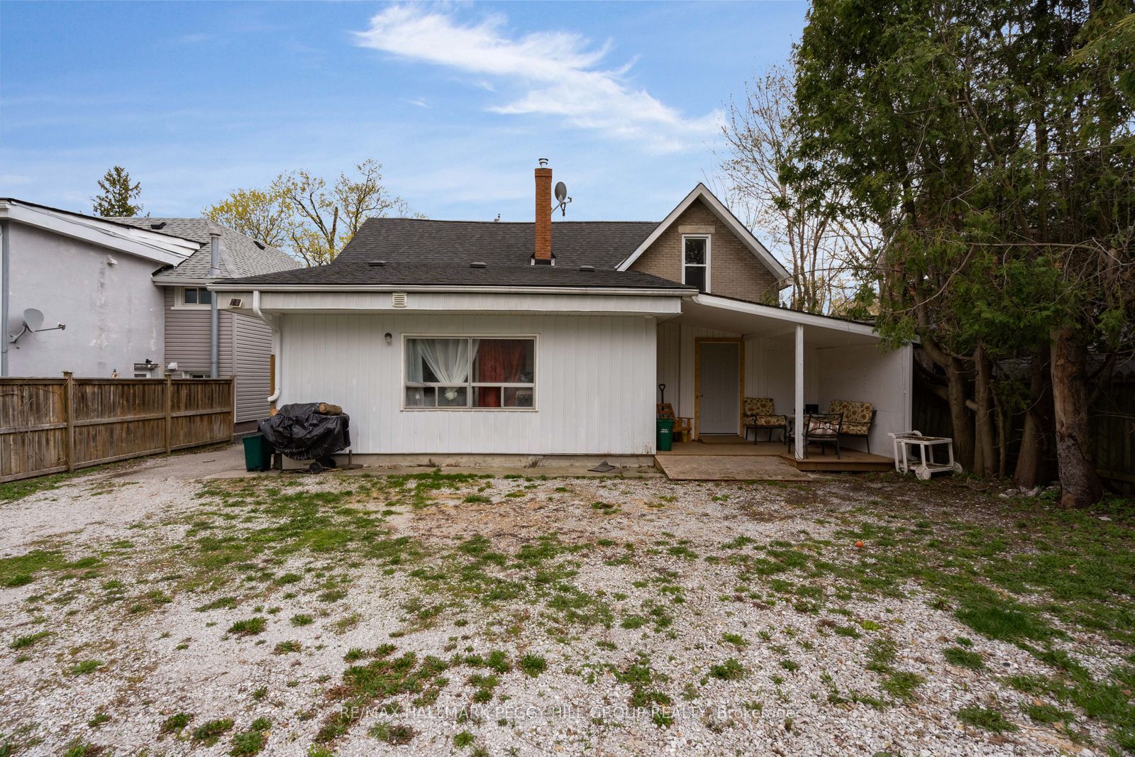 246 Mary Street Property Photo 11