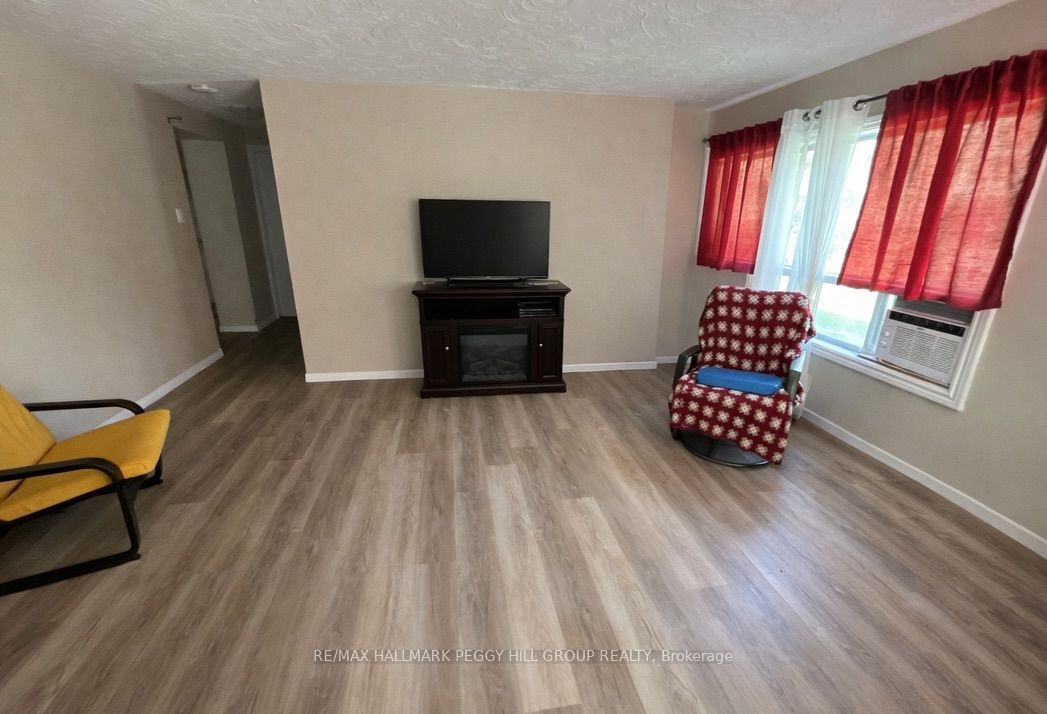 246 Mary Street Property Photo 17