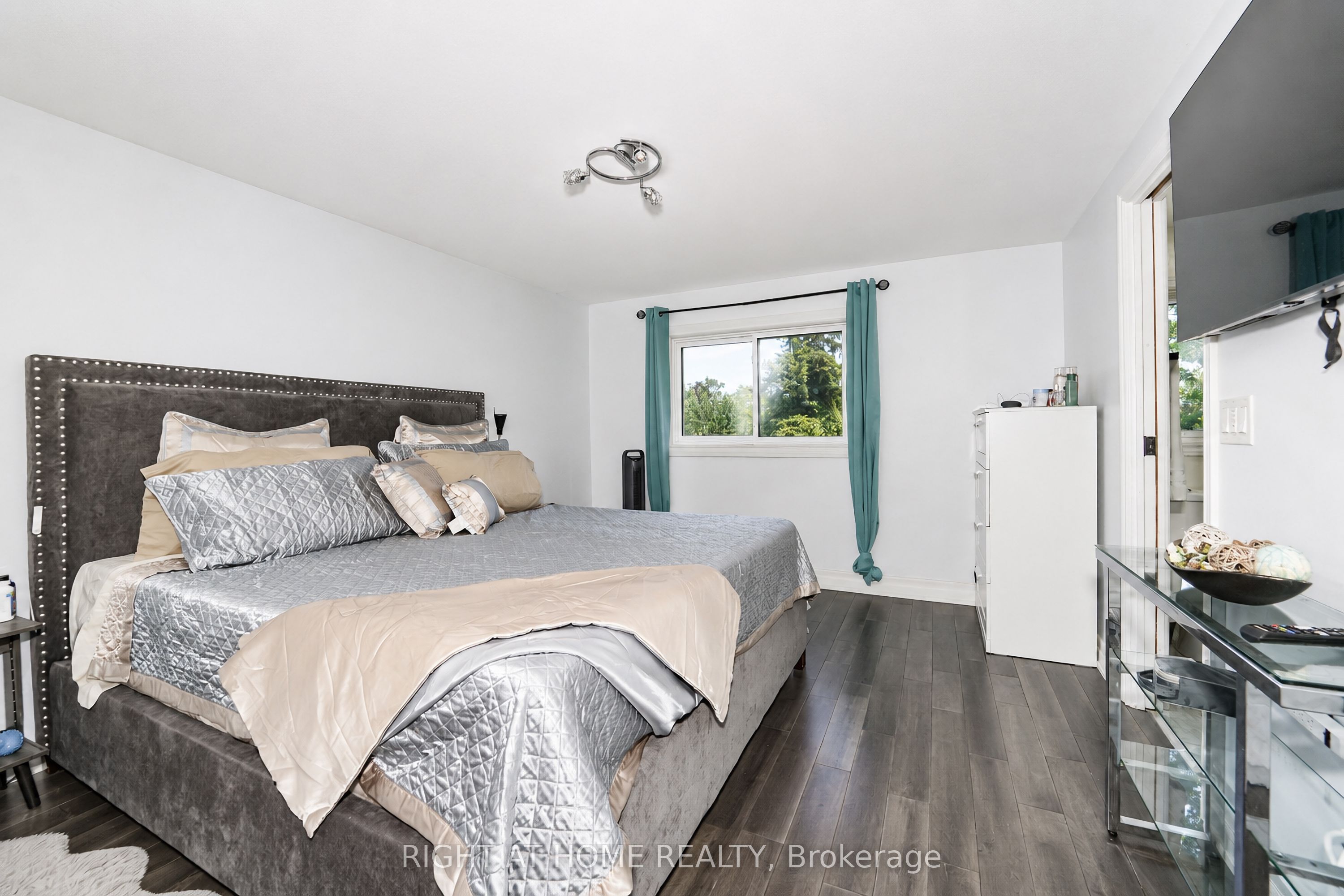 17 Clover Avenue Property Photo 11