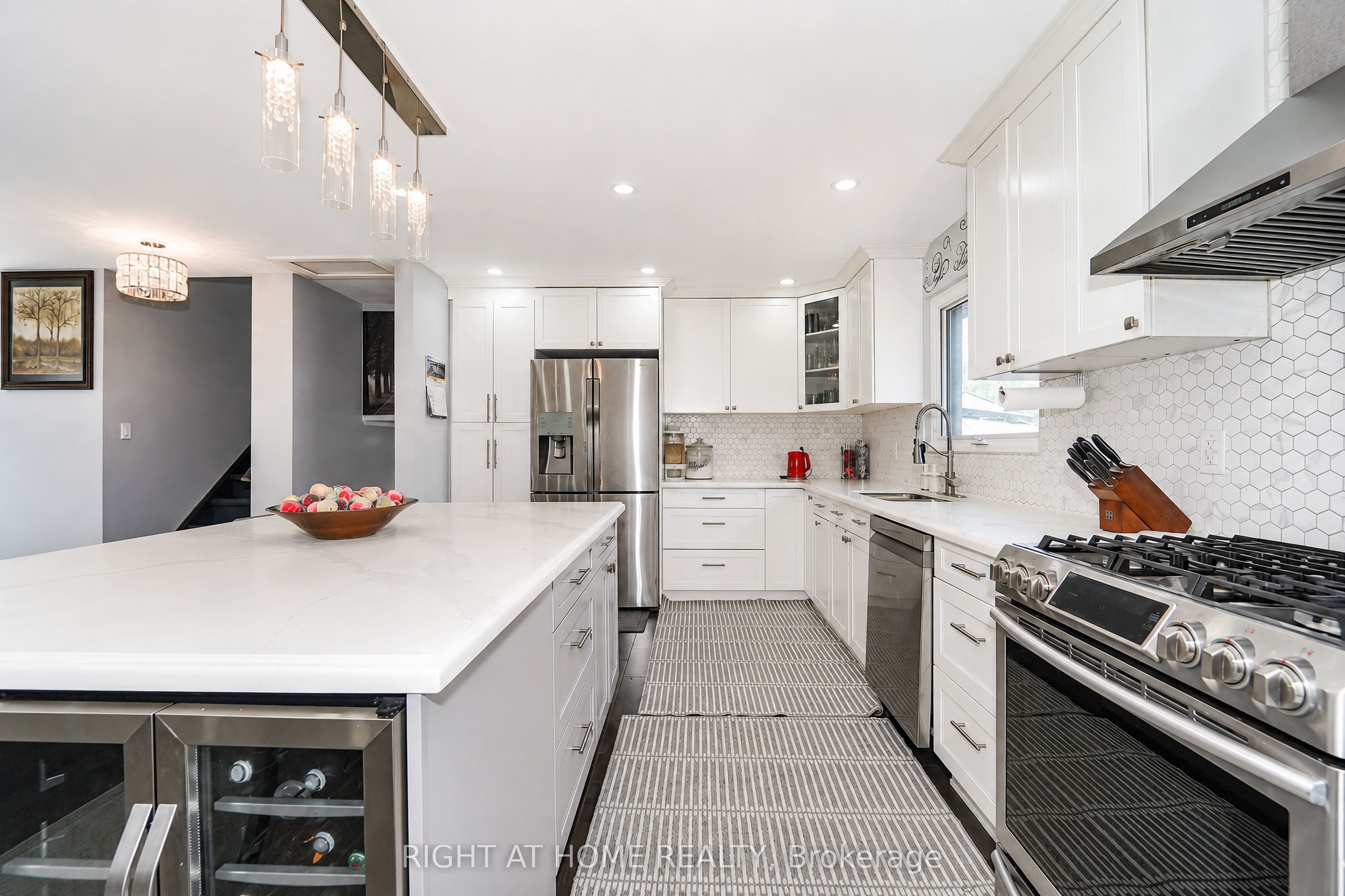 17 Clover Avenue Property Photo 25